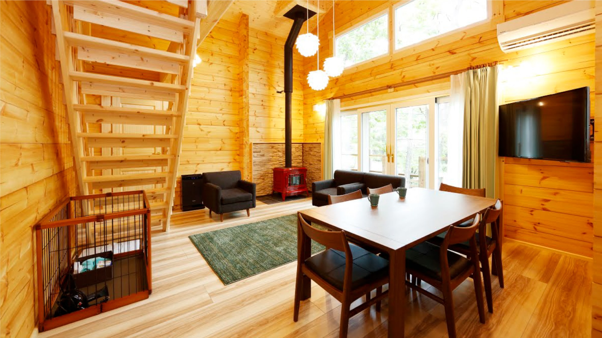 【로그 프리미엄~숲(Forest)~】넓은 거실