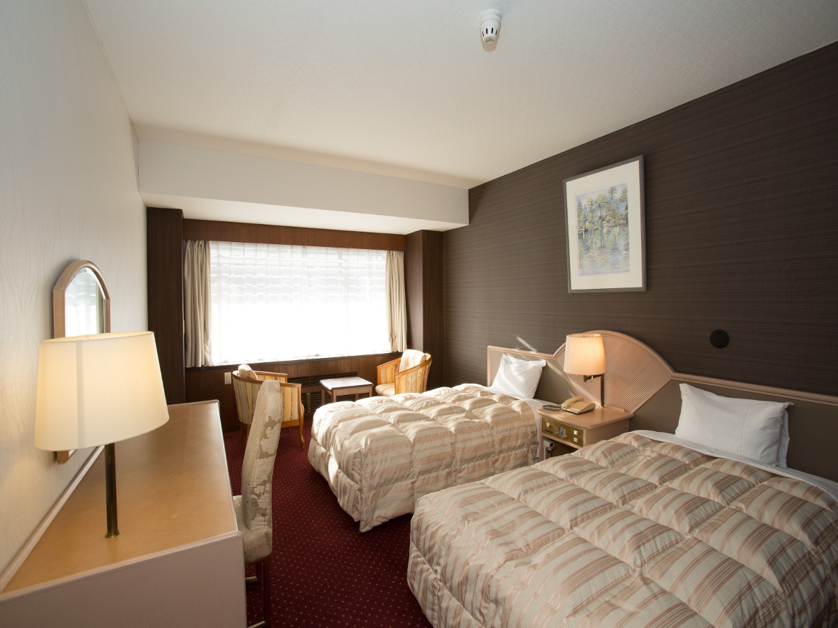 Example of a corner room/high floor quarters