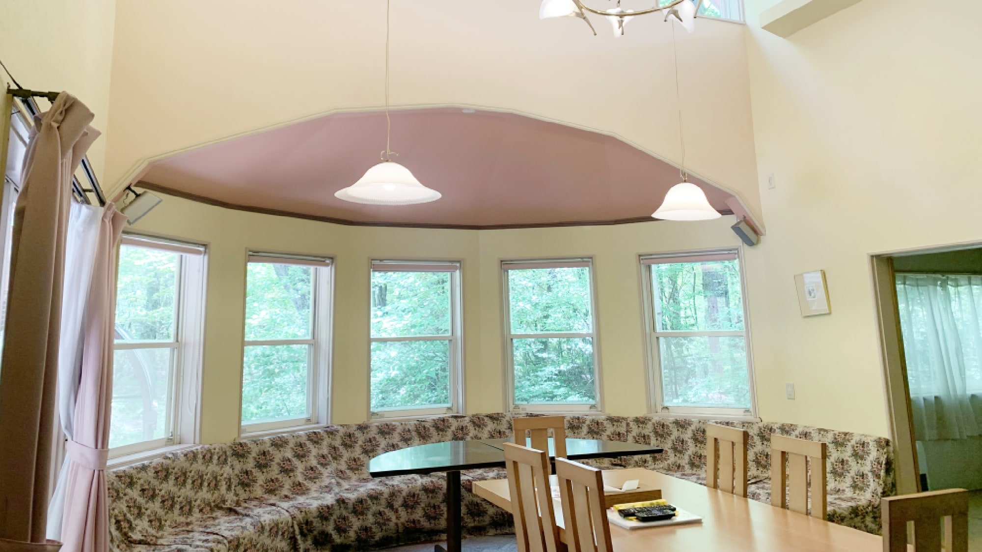 ・Excel living and dining room