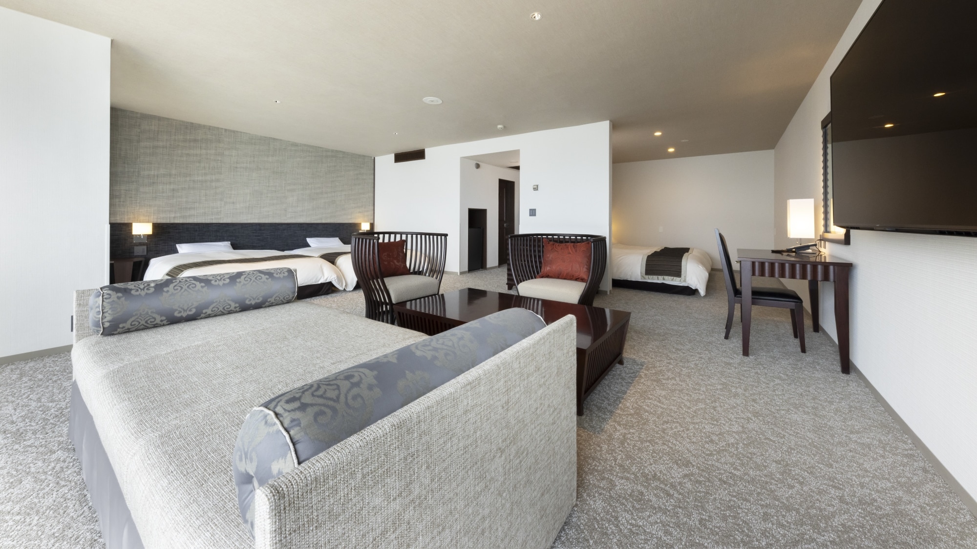 [Renewed in March 2024] Ocean Front Western-style Suite Room