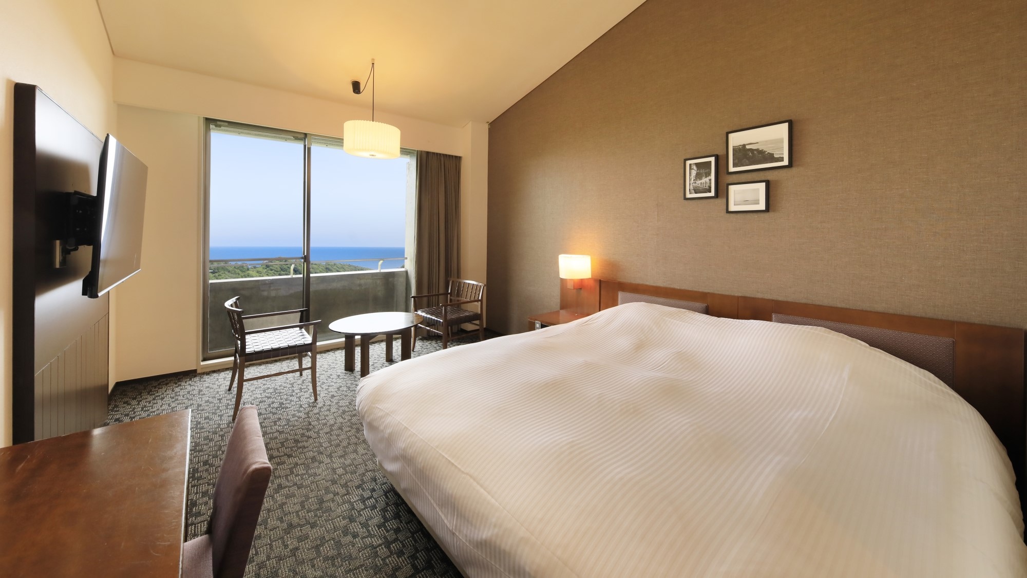 [Western-style room] Ocean view king