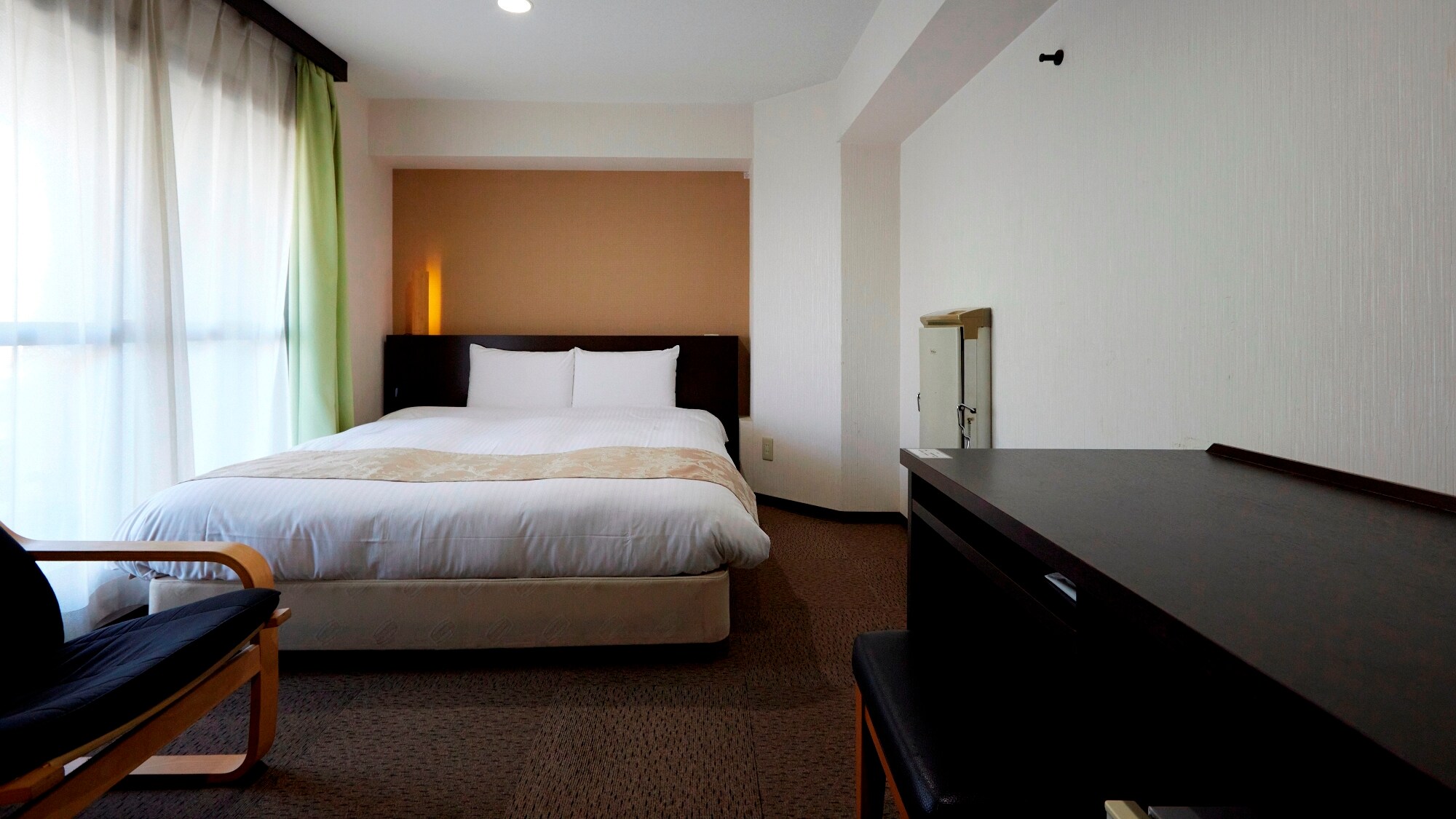 [Guest rooms] Designer queen size 160cm Simmons beds