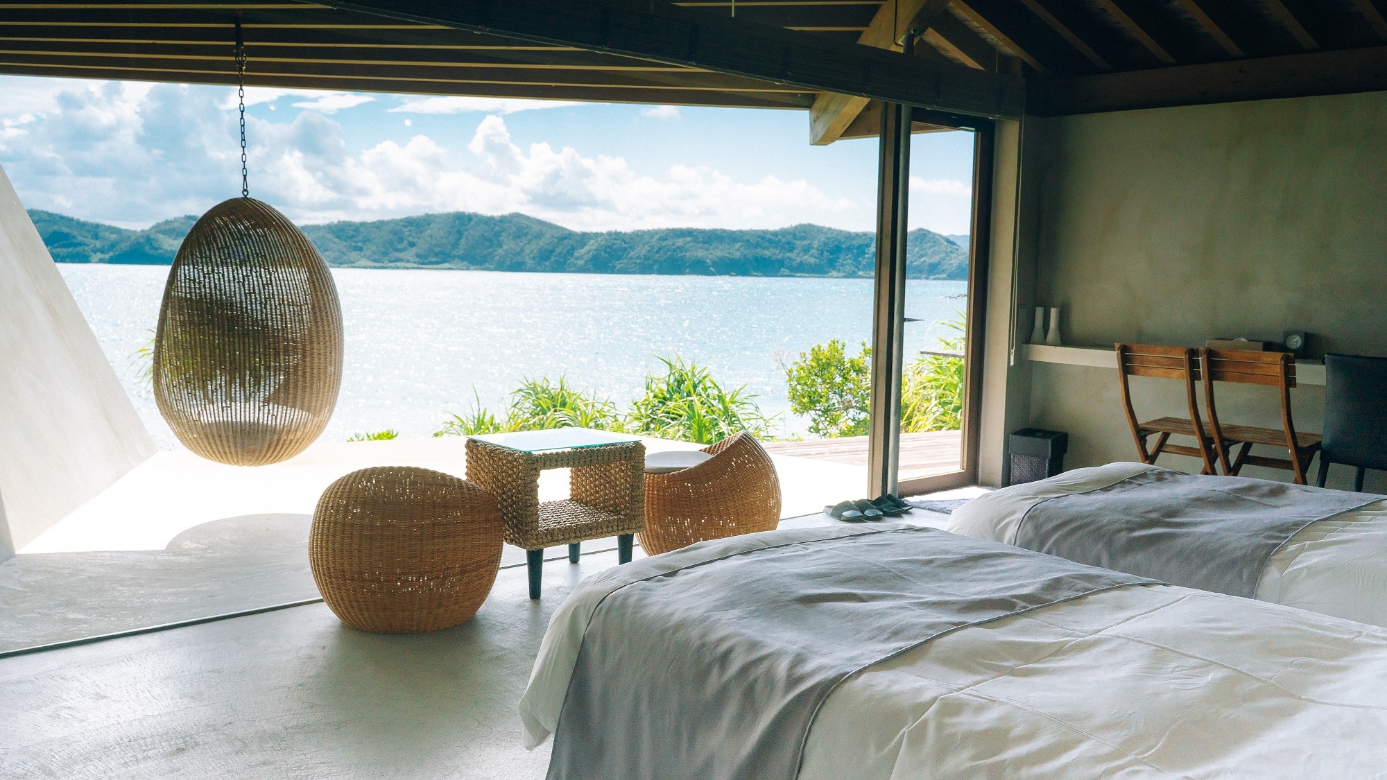[Cozy Suite Villa Twin Bed with Theater] You can experience the comfort of waking up to nature.