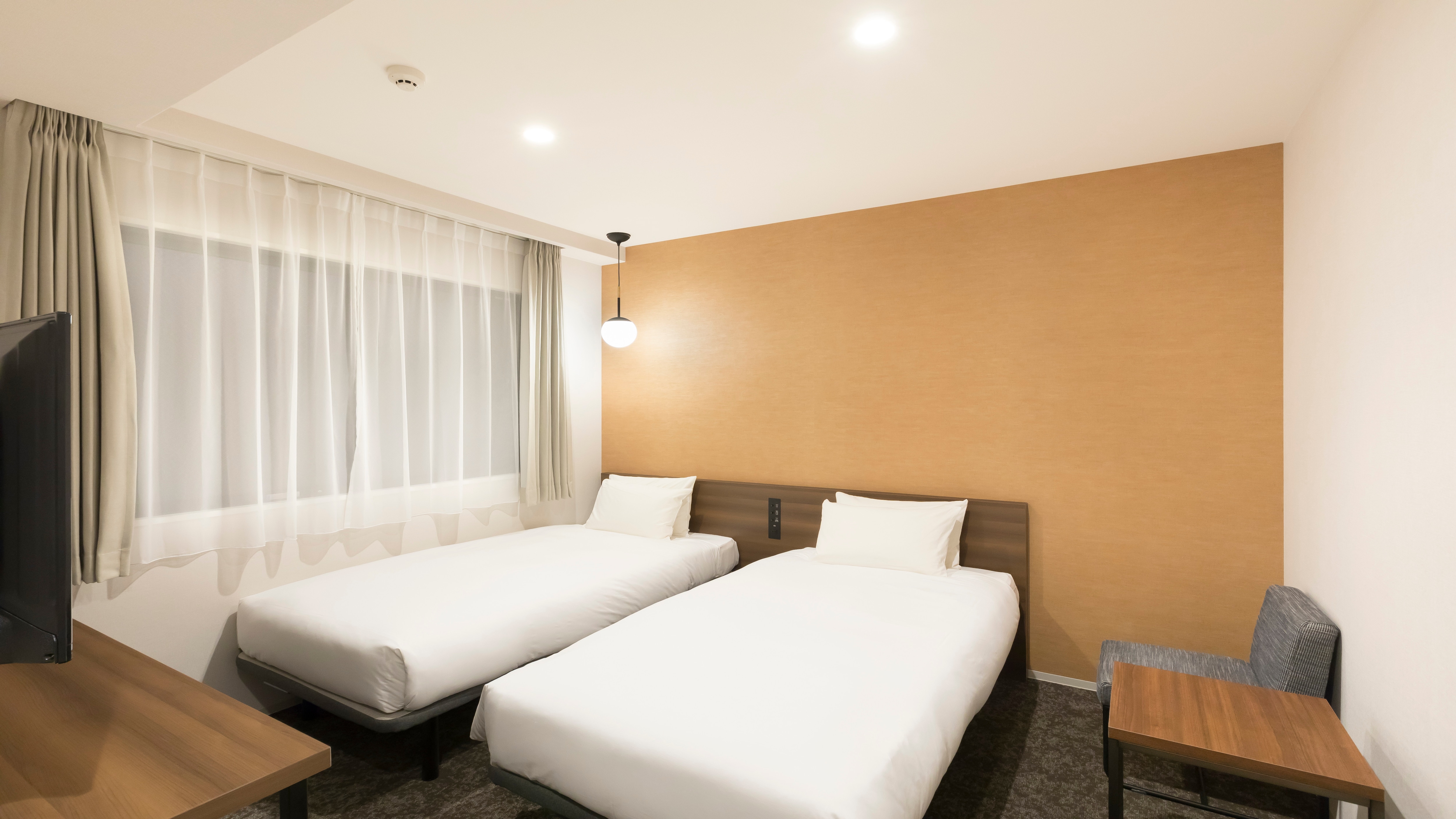 Twin room 