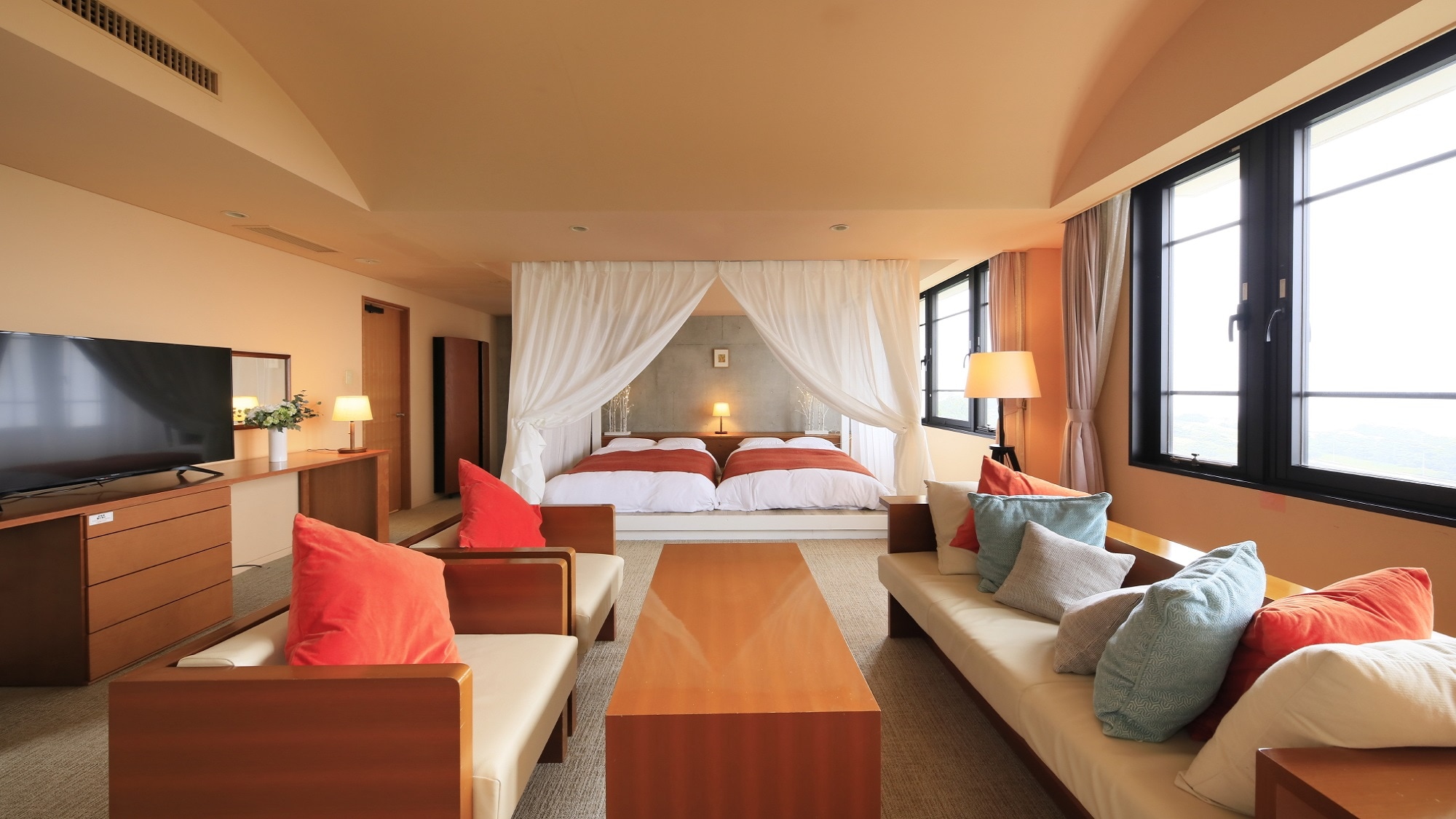 [Top floor ocean view deluxe]