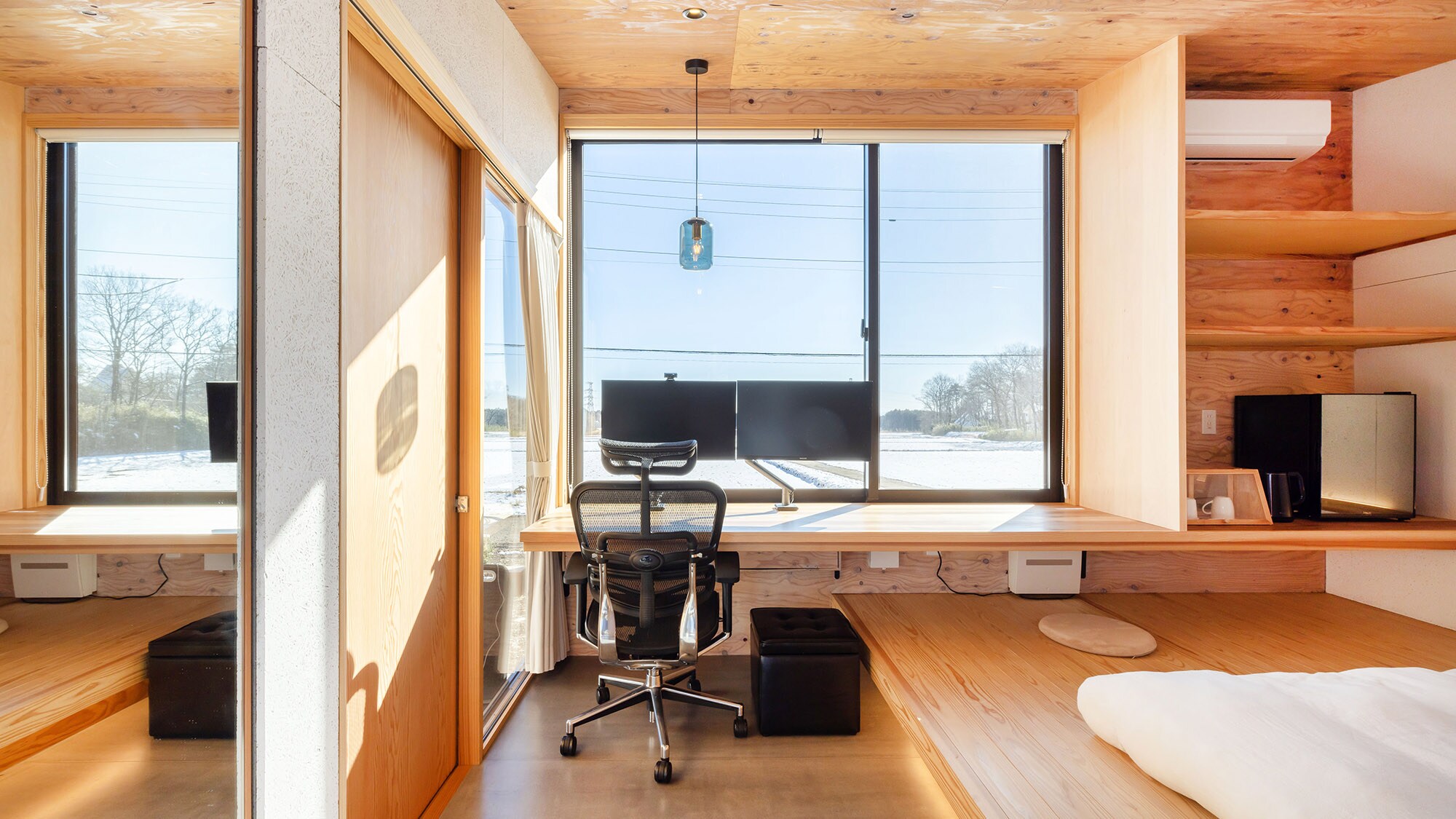 ・[Kamar tidur ganda] Anda dapat melihat alam Nasu dari jendela besar.