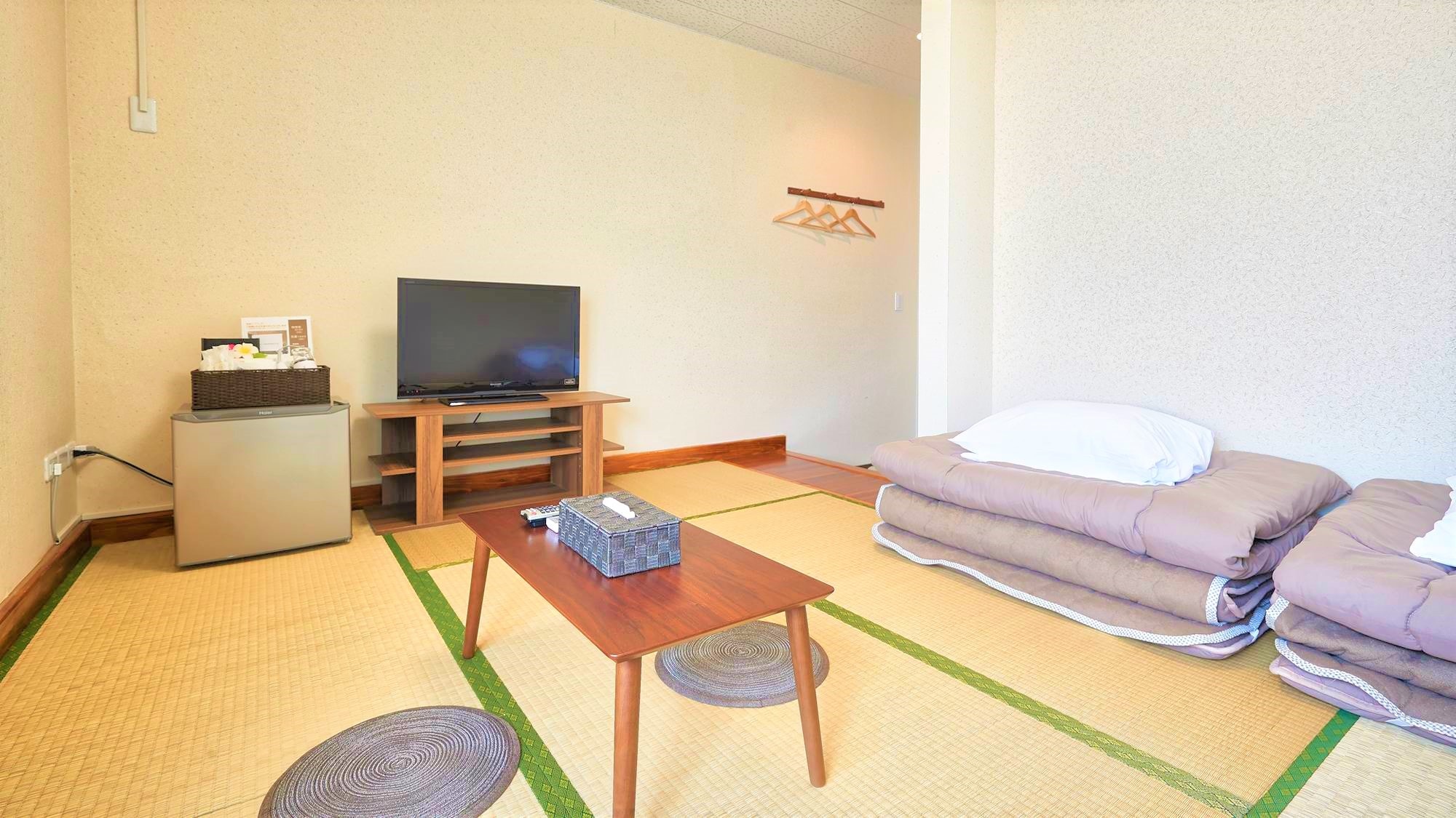 Japanese-style room
