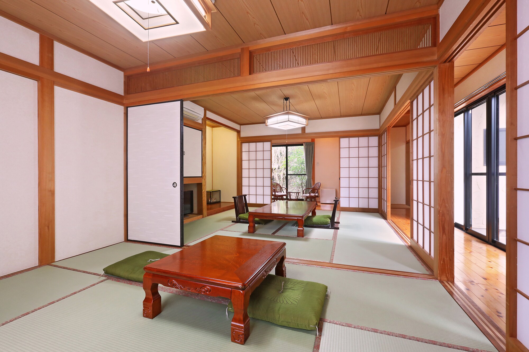 Two adjoining rooms, 8 tatami mats and 6 tatami mats each