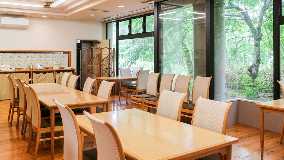 *[Detailed image] Cafeteria