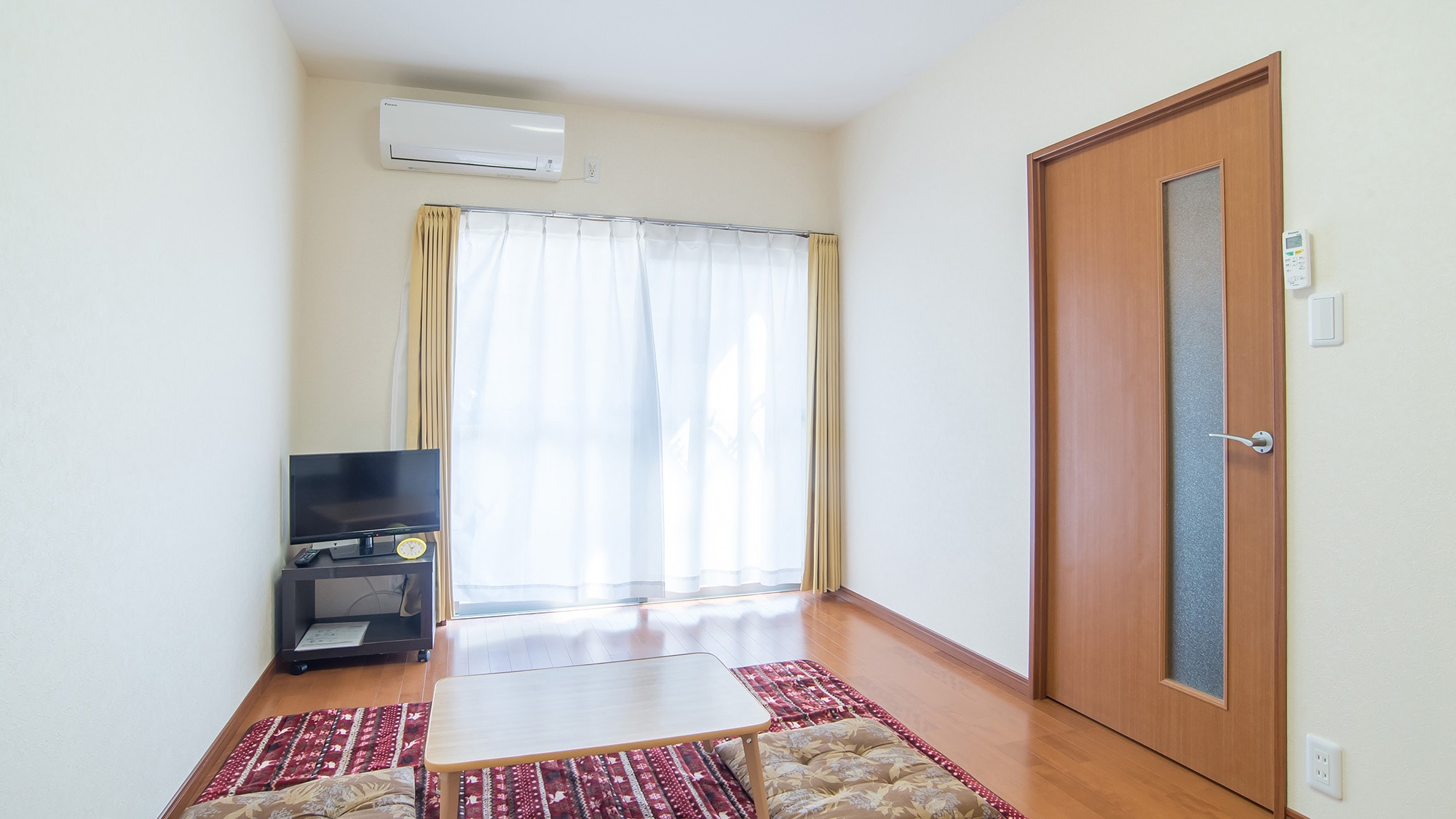 * [Room / 1DK] TV, free Wi-Fi. You can relax in your room.