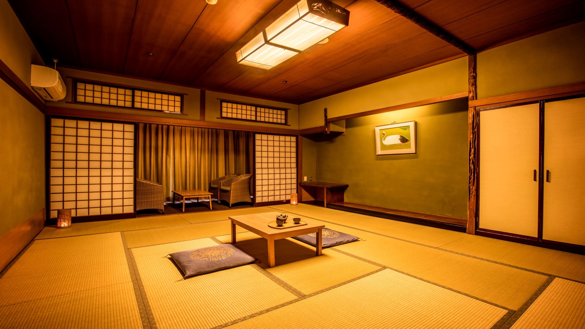 Standard Japanese-style room (15 tatami mats) *Example of a guest room