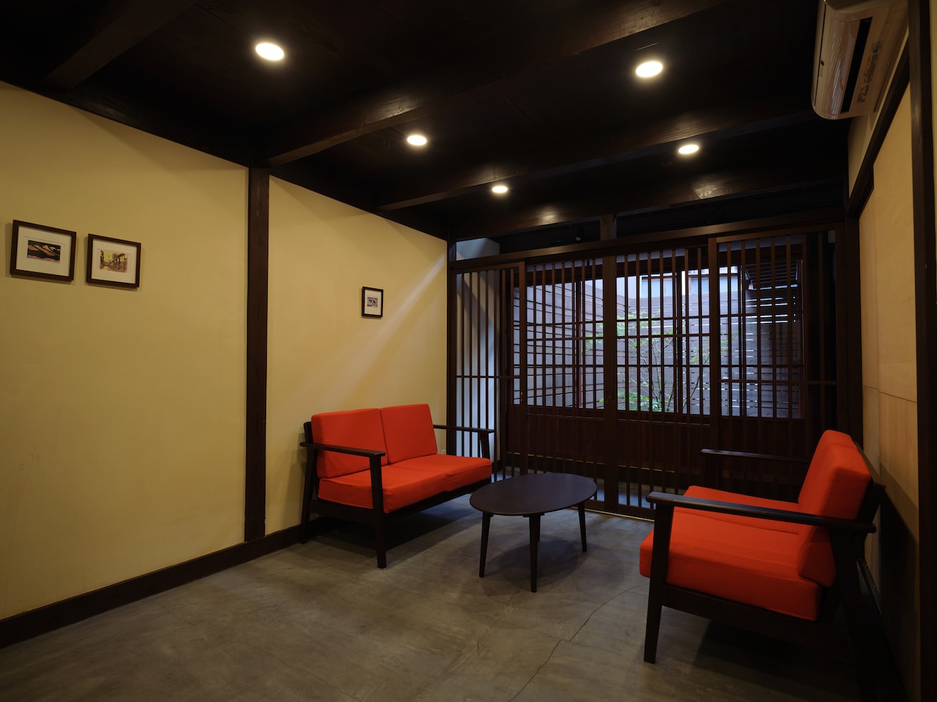 Sancho-cho Sanoya ridge earth floor living room