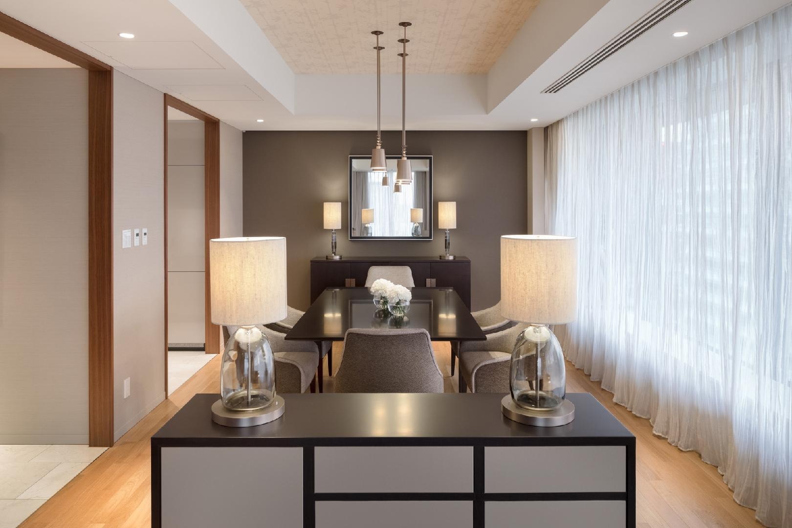 Marunouchi Suite