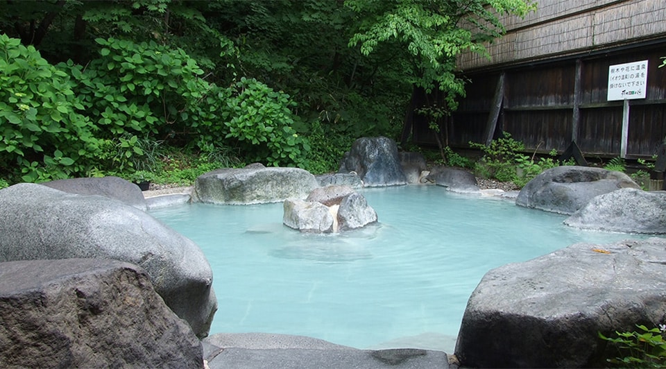 源七露天浴池（约300m）