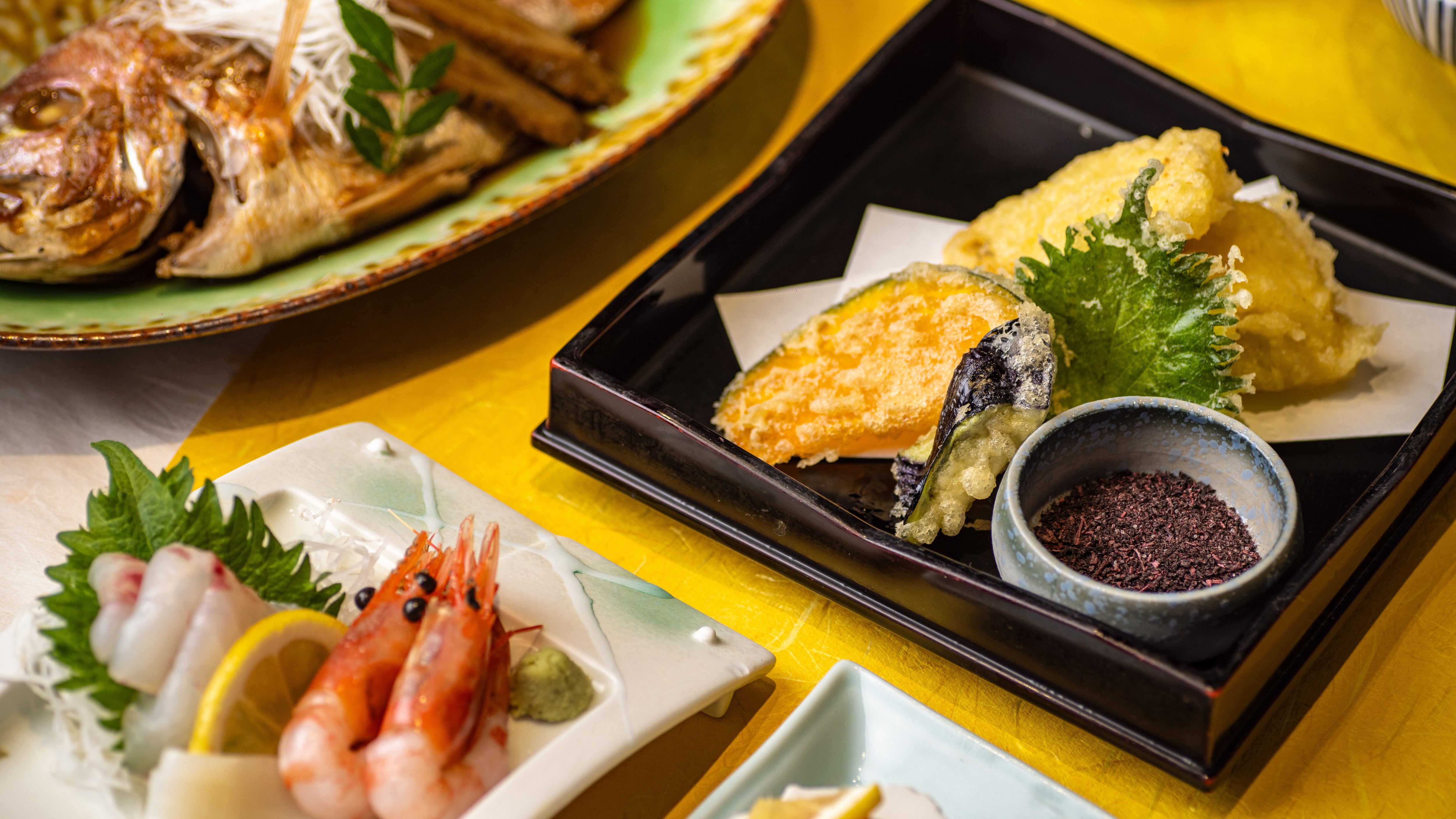 Kaiseki Laut Musim Panas