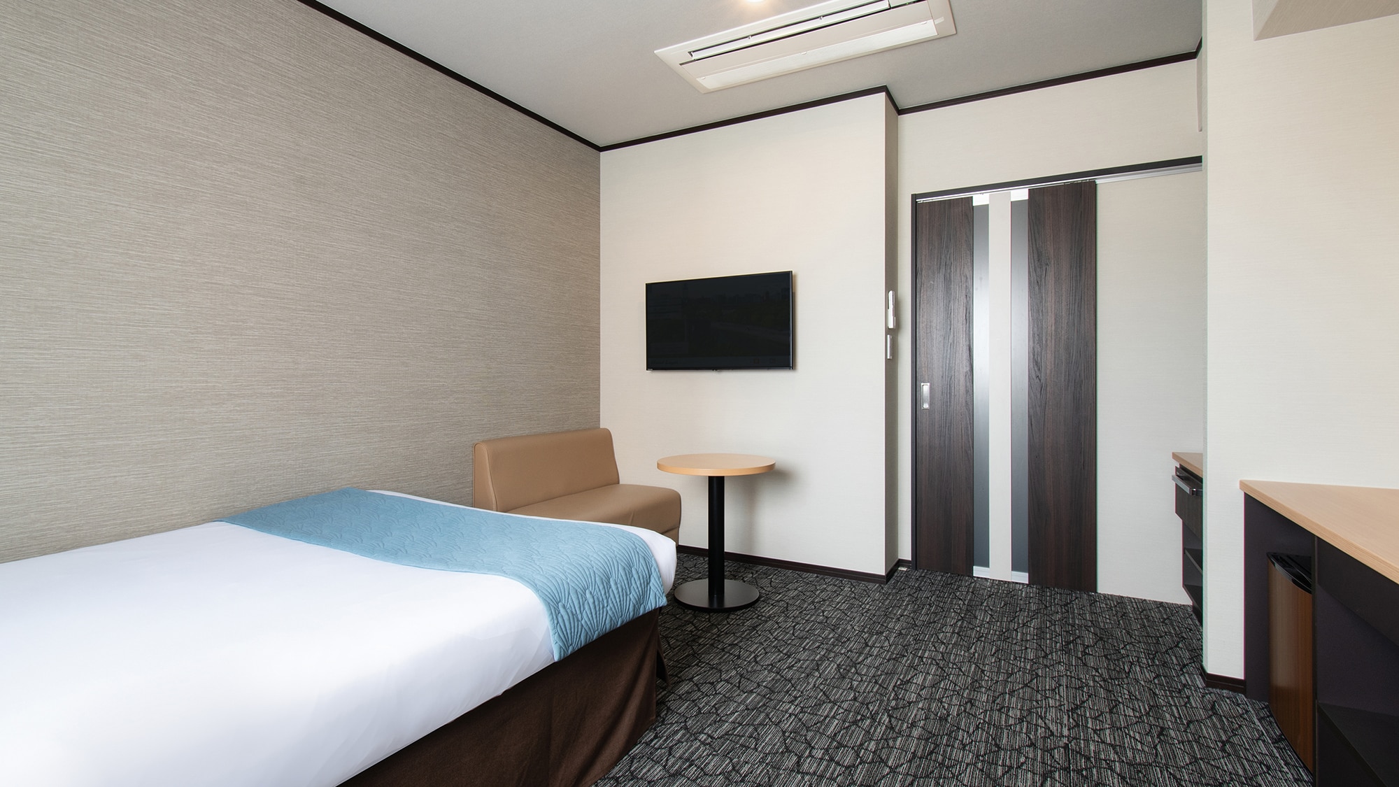 ⑧ห้องดับเบิ้ล: เตียงกว้าง 140ซม. x 1