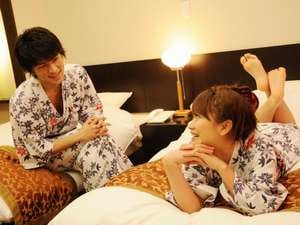 Couple discount plan ①
