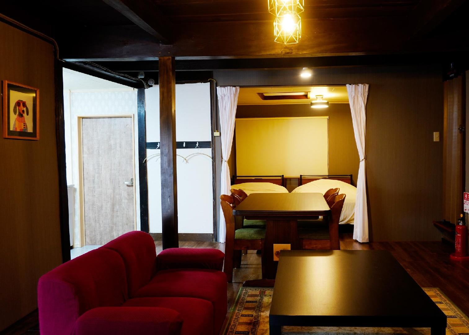 Living Room 003