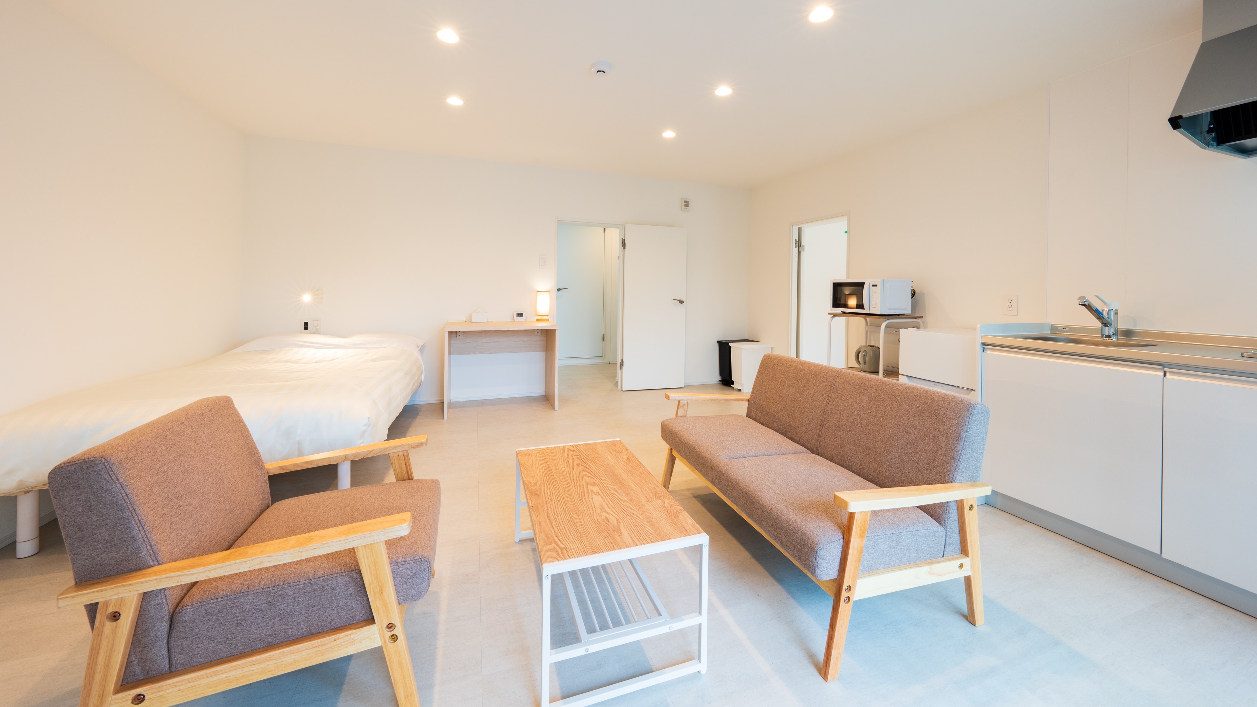 트리플룸《주방 첨부/3간/금연》