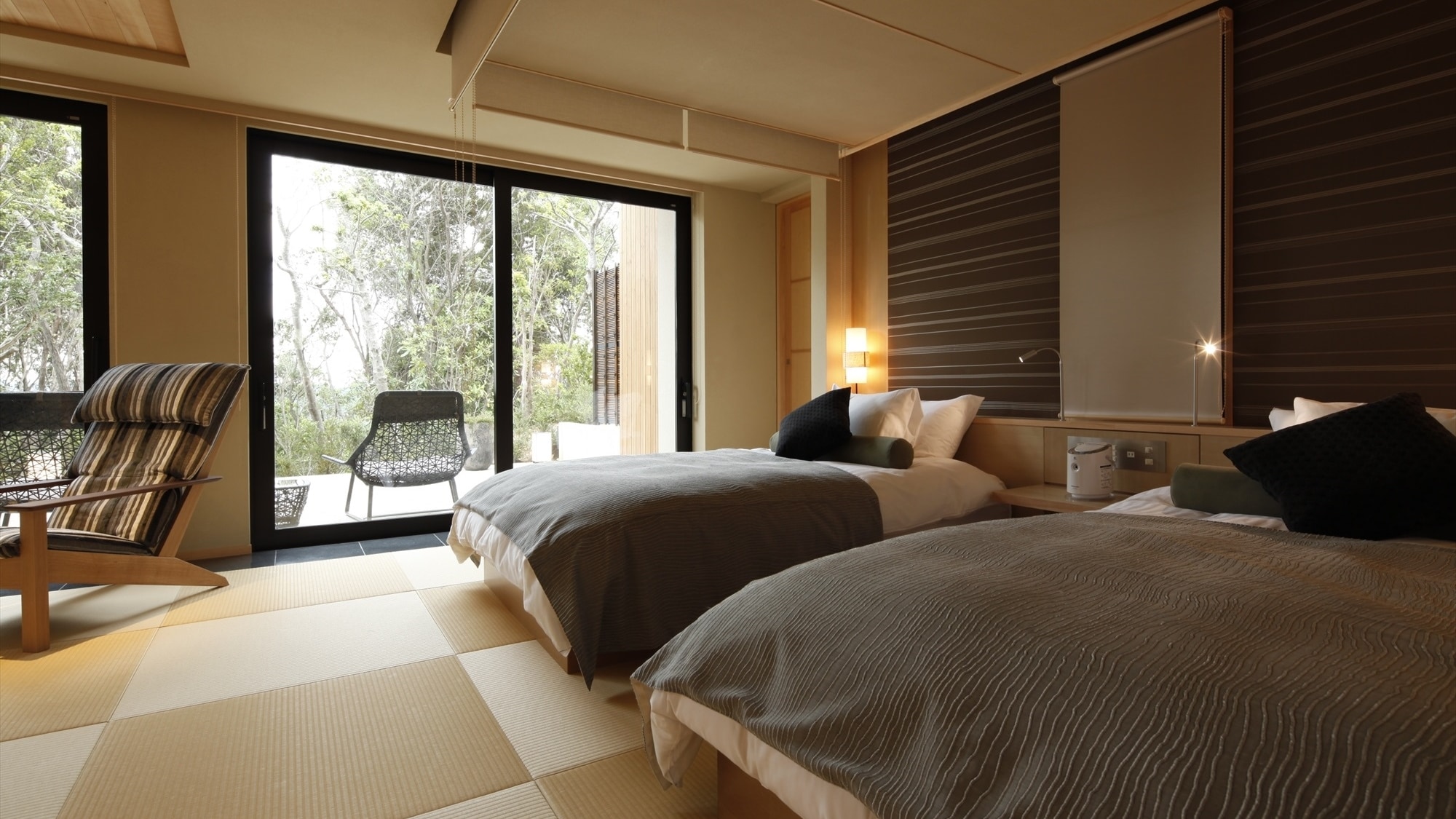 Guest Room_Nautical Mile "Moon Crown"