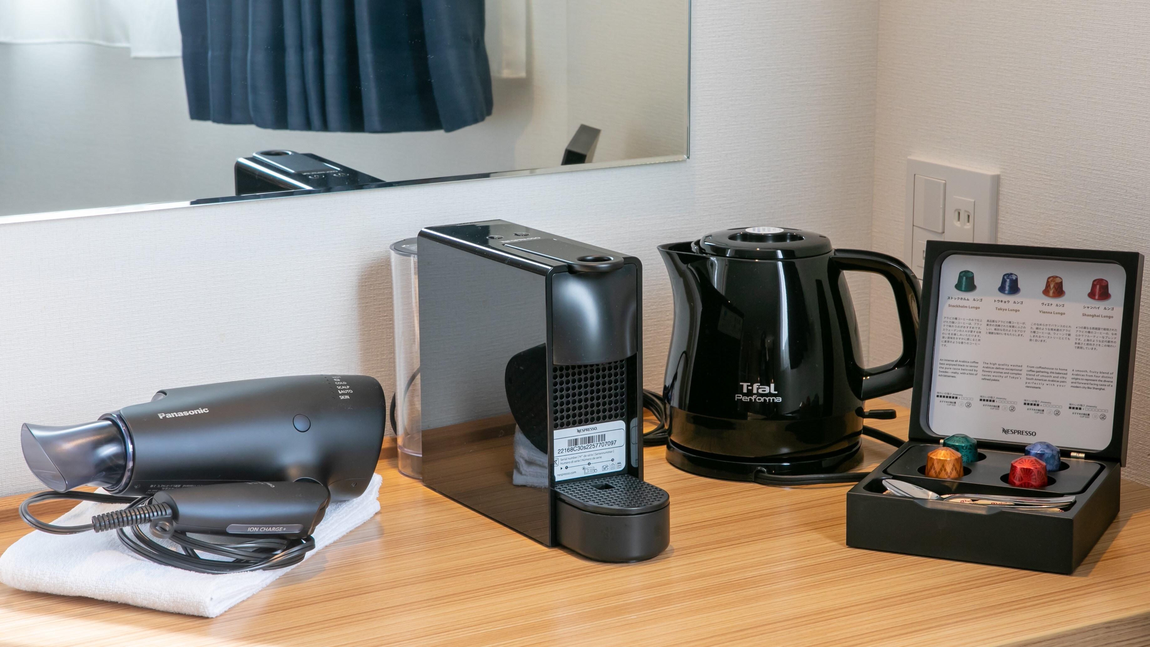Premium Twin 專屬物品（Nespresso Nano Care 烘乾機等）