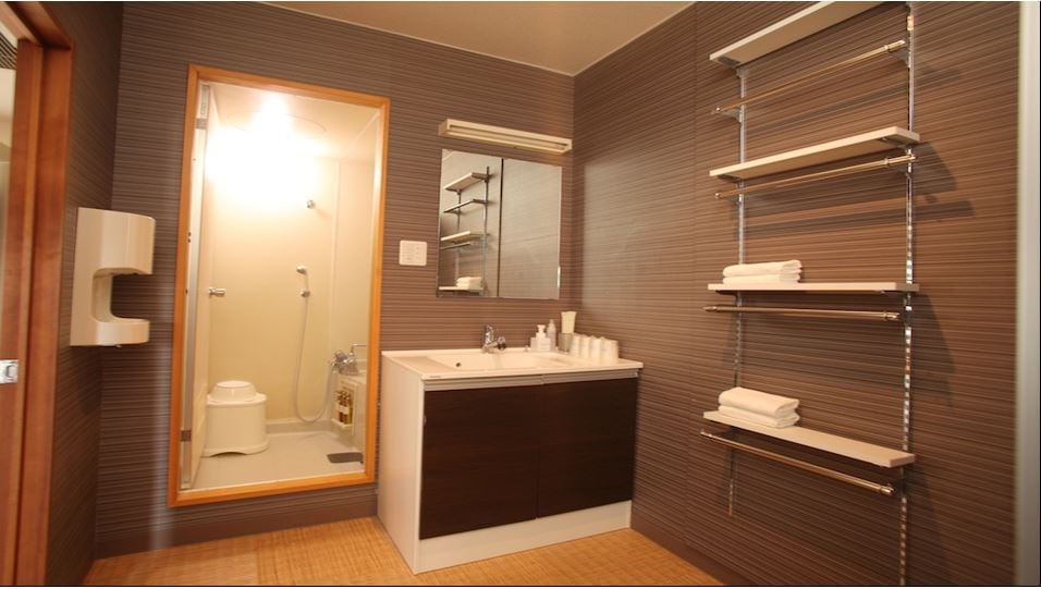 Large bathroom