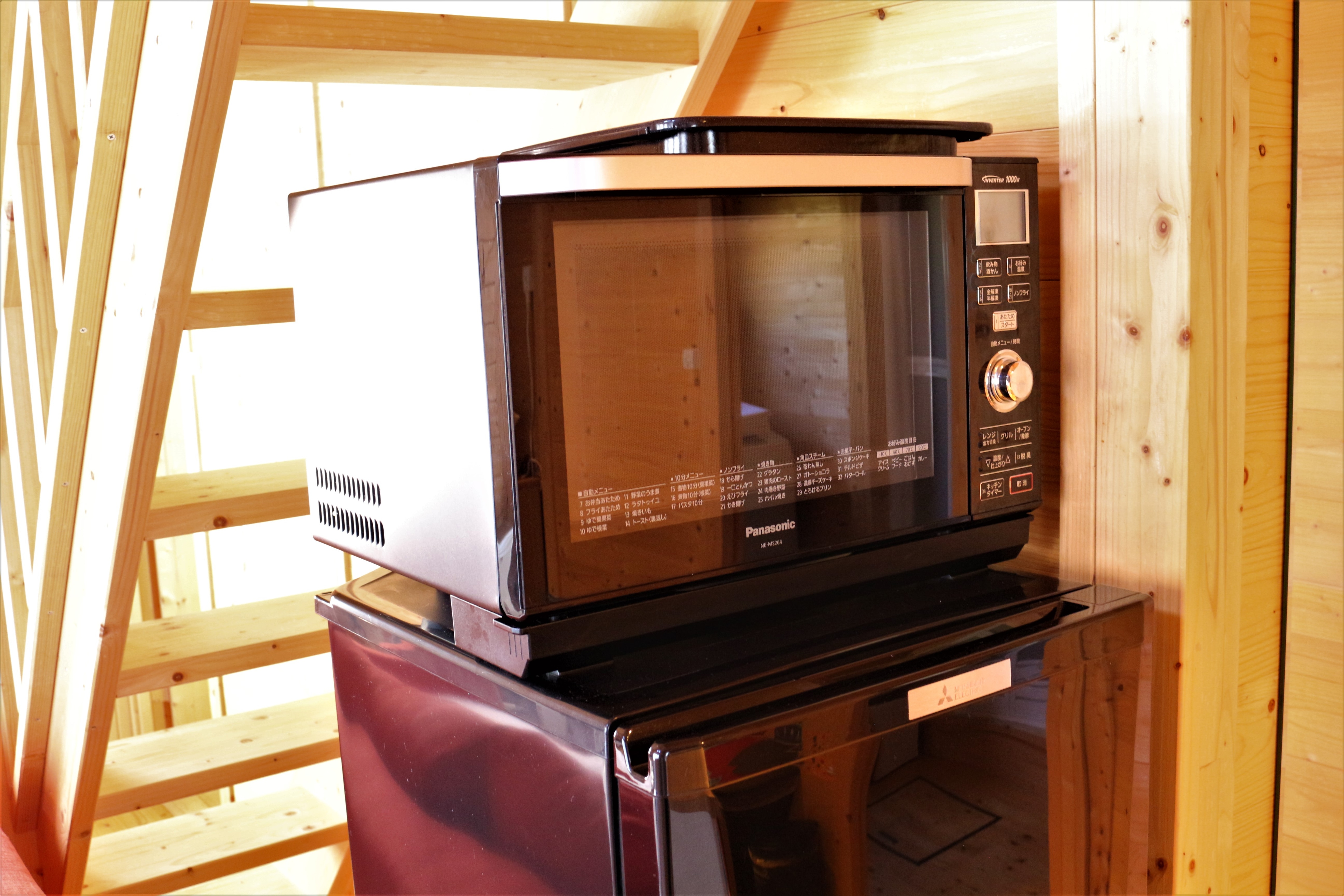 Range with oven function and freezer / refrigerator
