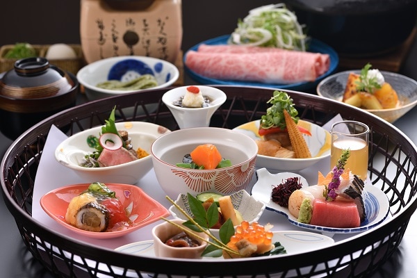 Ăn uống tại phòng