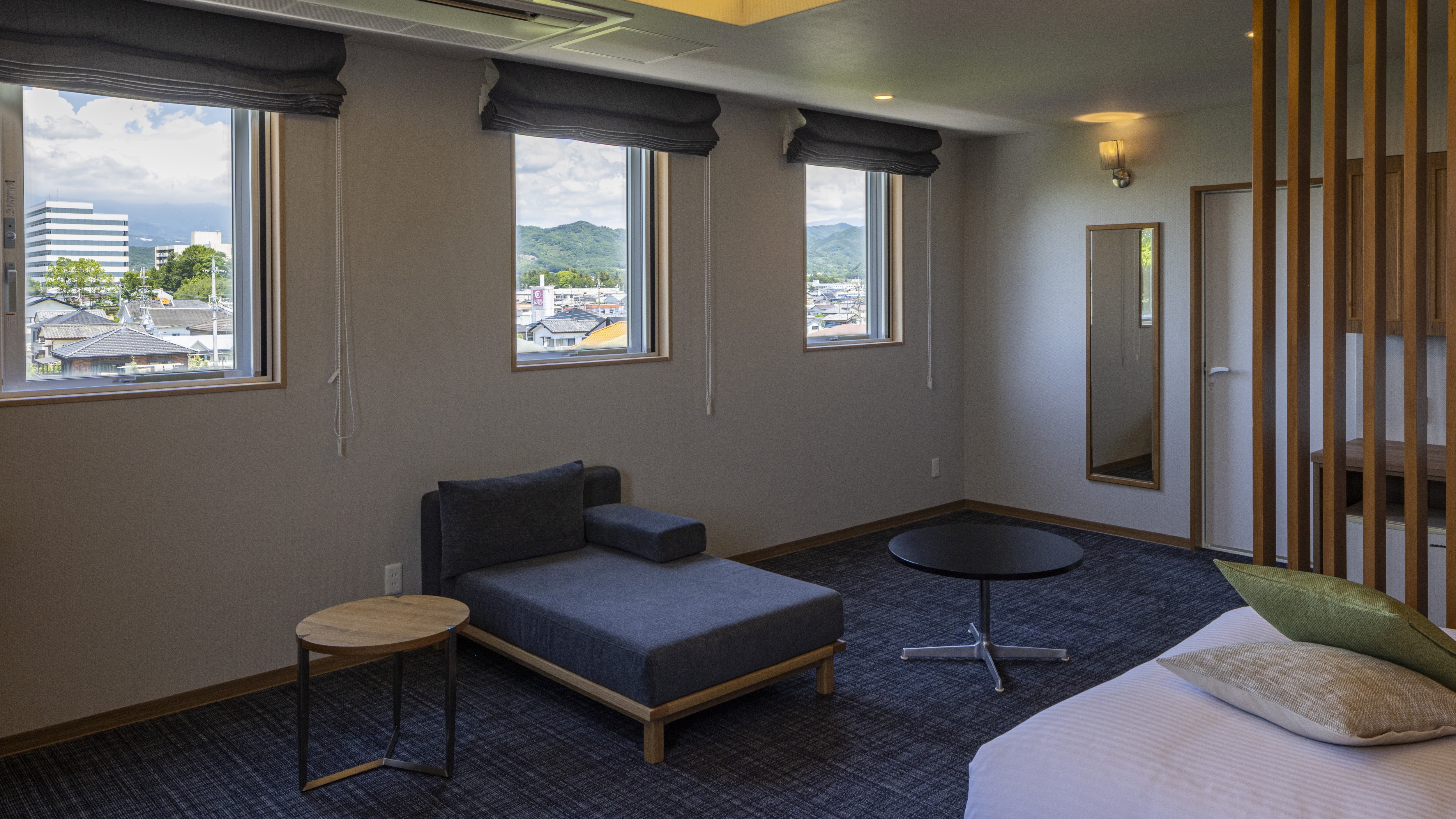 Non-smoking Superior Twin Room 4