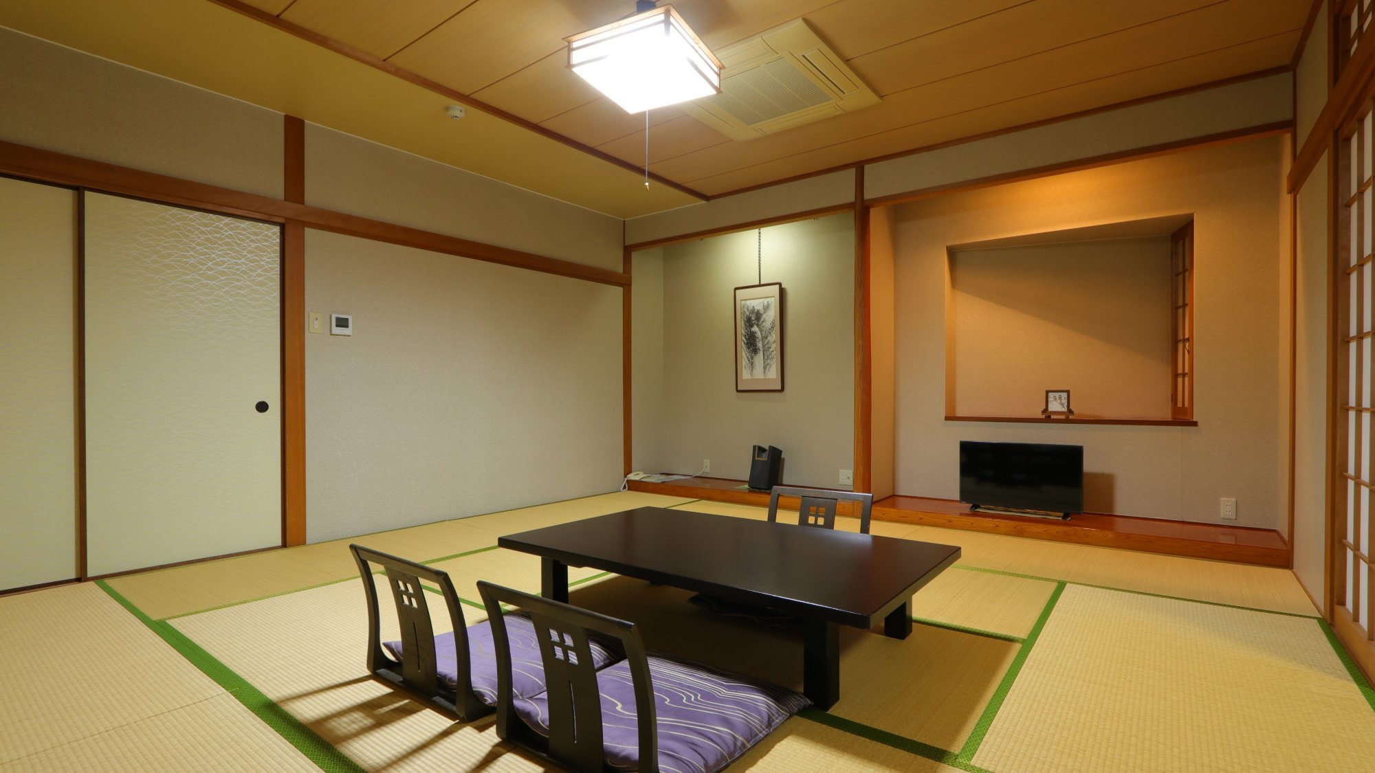 *【客房】主樓日式客房，12張榻榻米