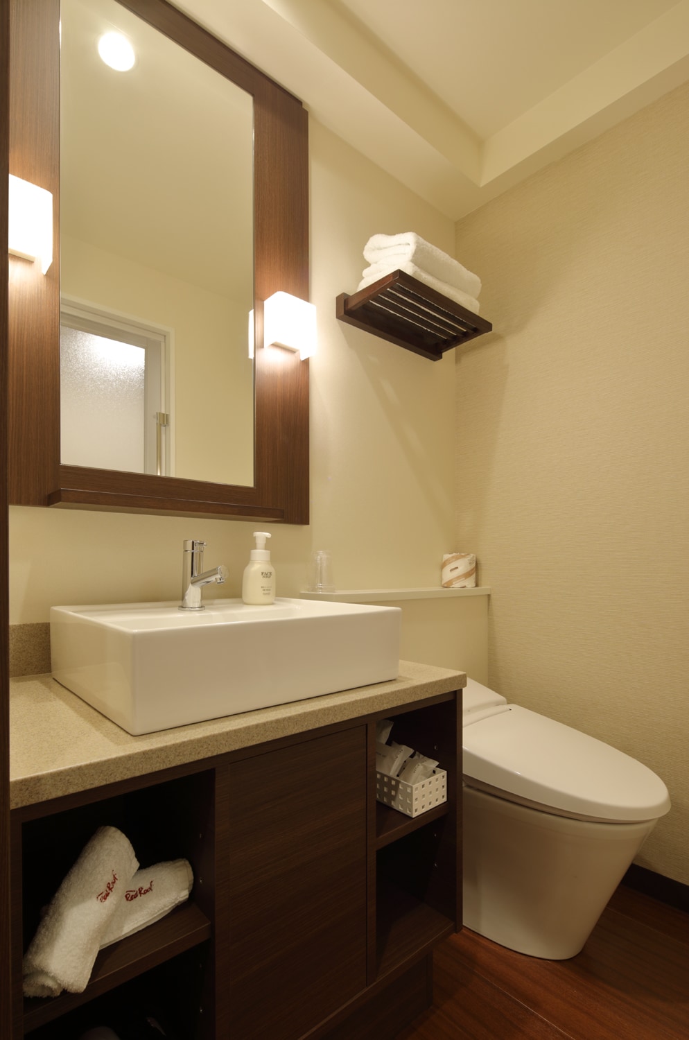 Shower room with separate sink