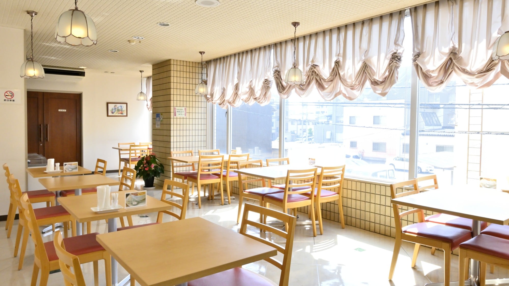 “主楼”早餐会场