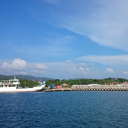 Ikedaya is just a short walk from Ohara Port.