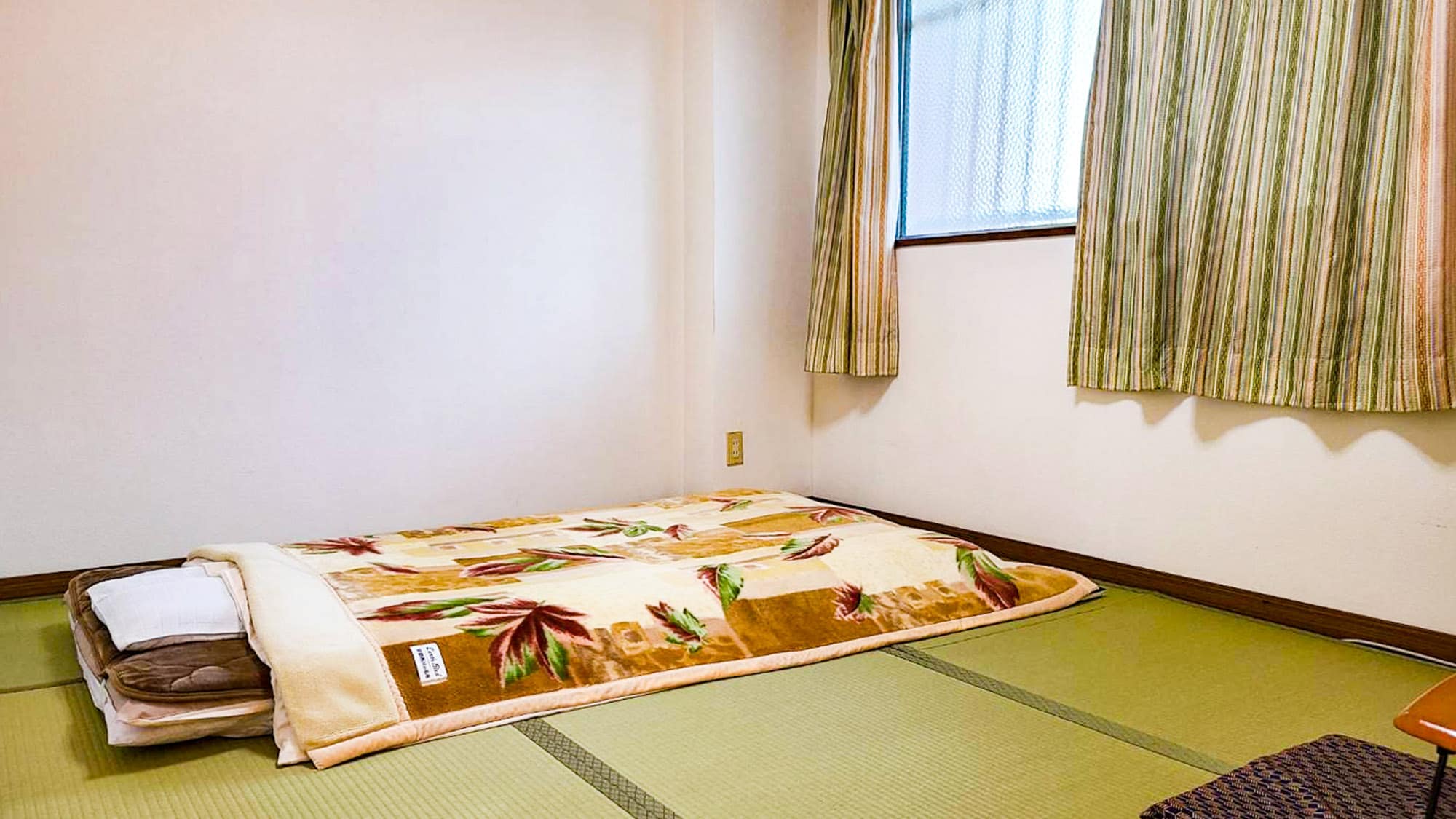 ・[Guest room example] Please lay out your futon yourself
