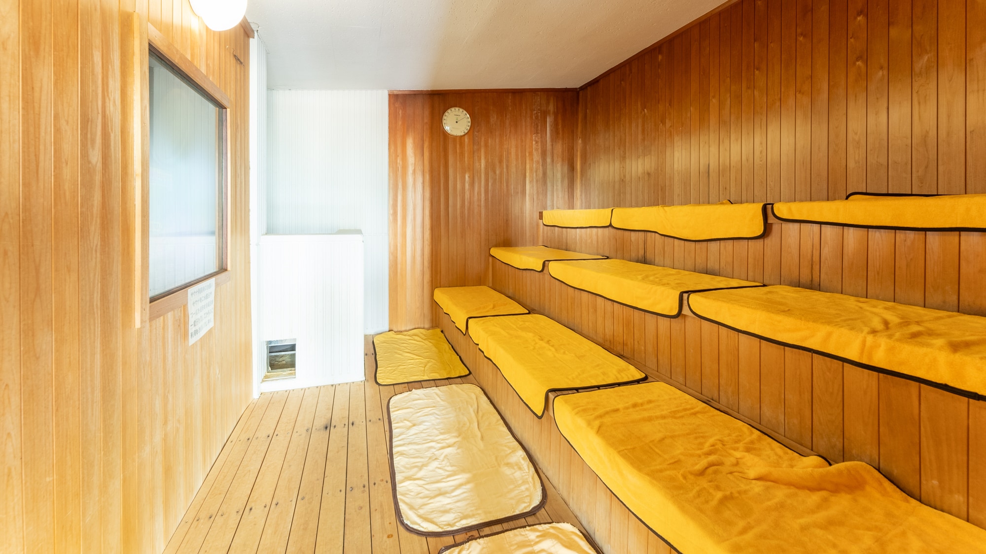 Large public bath sauna (men's)