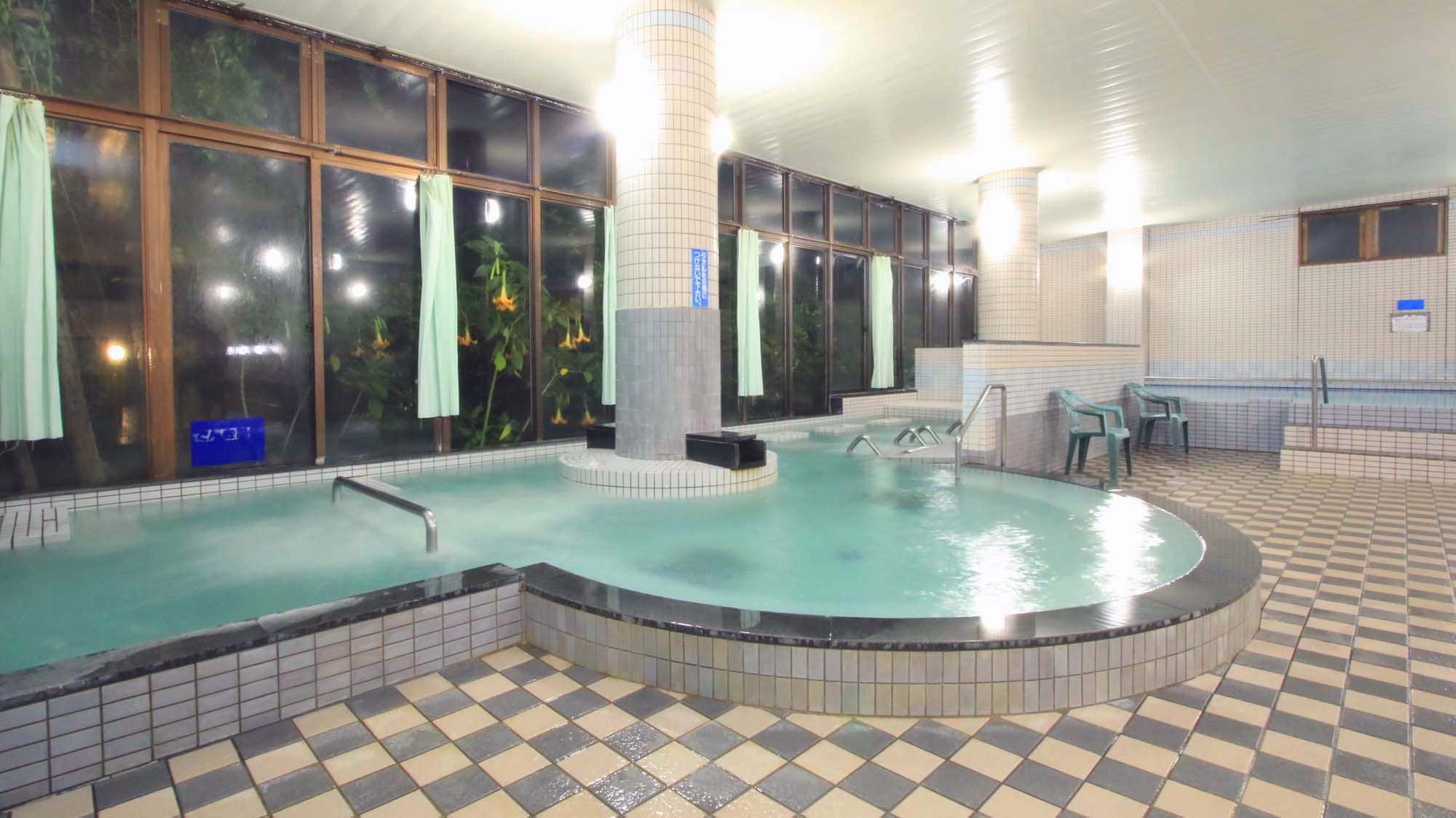 Hot spring bathtub