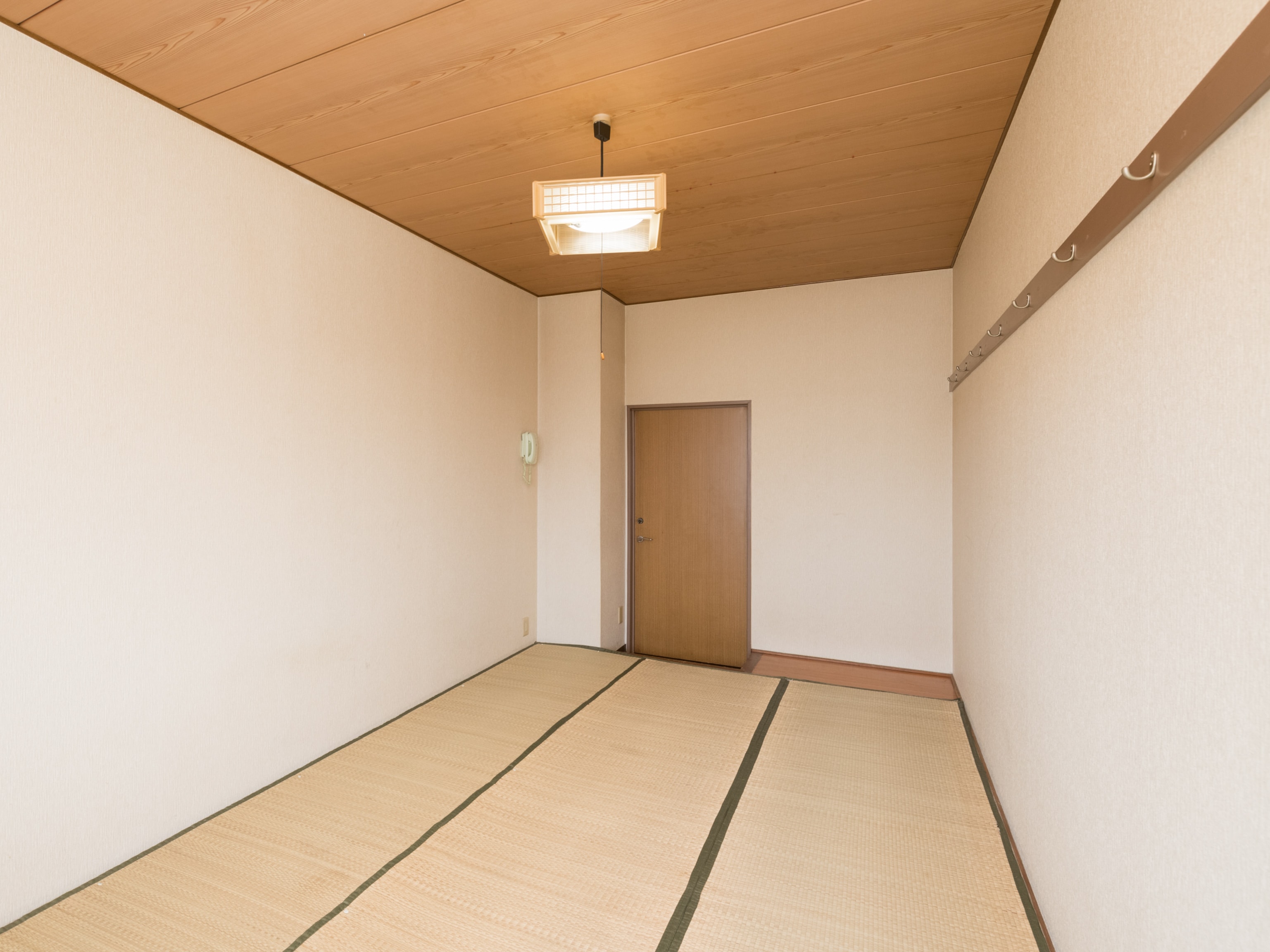 [Smoking] Japanese-style room for 2 people (no toilet)