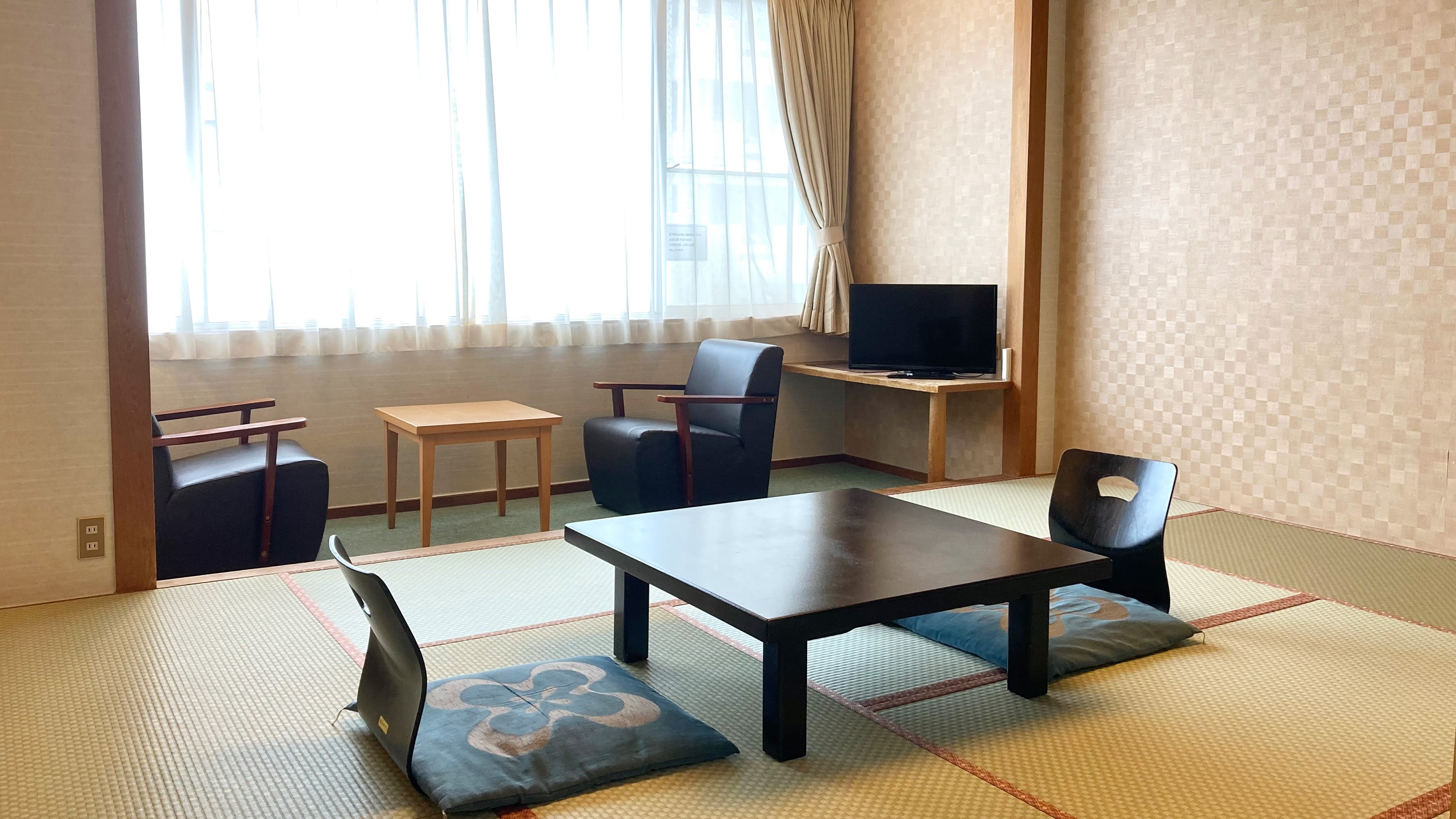 日式房間（10張榻榻米）