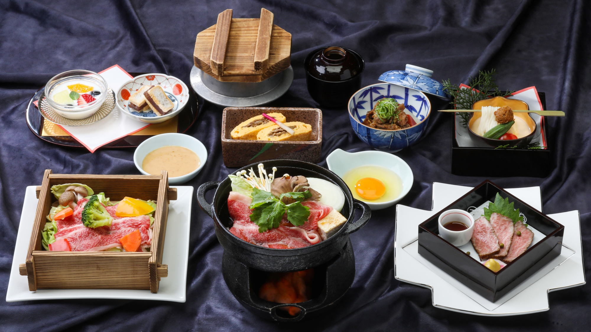 "Omi beef kaiseki" with sukiyaki as the main dish