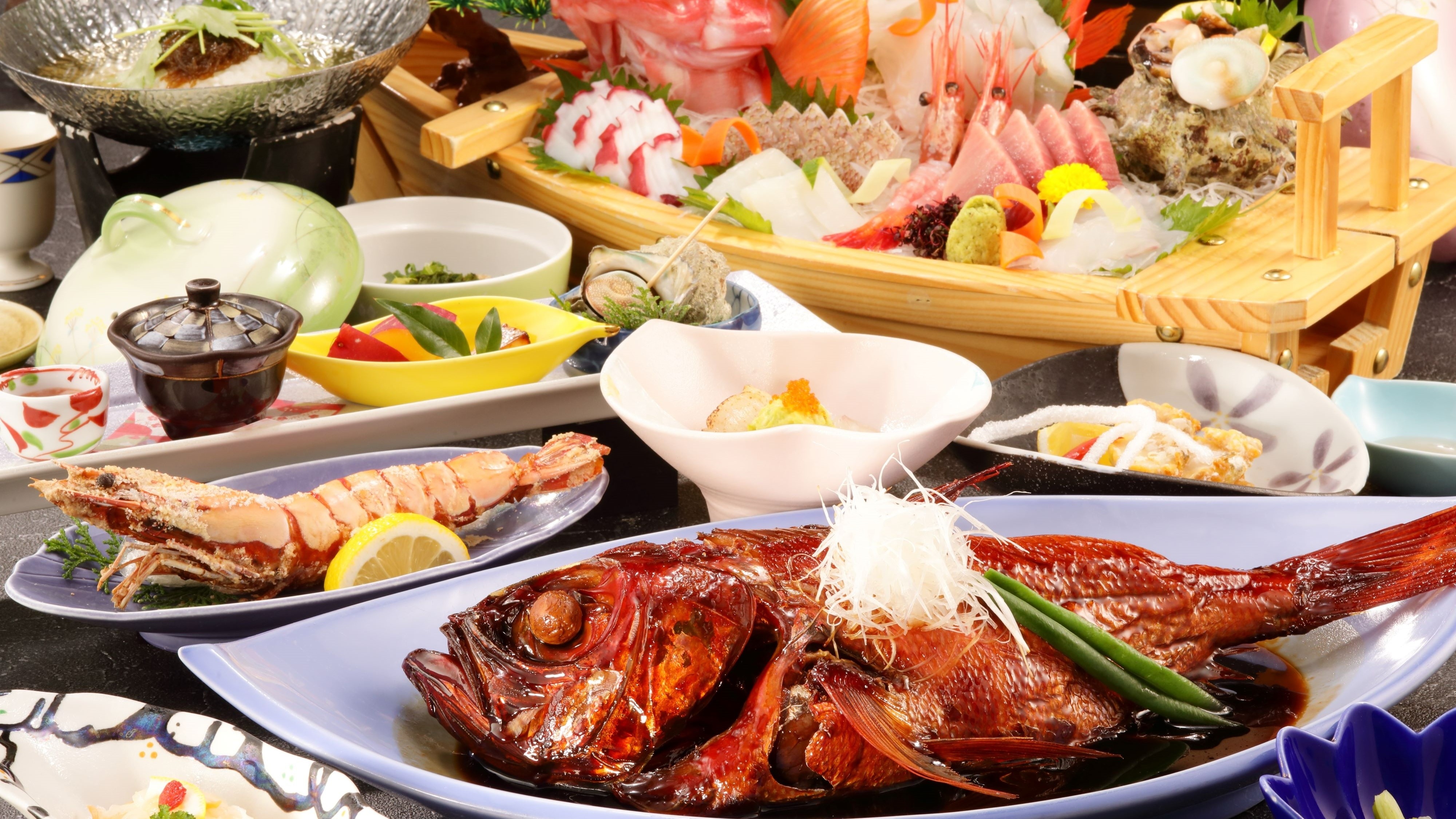 Dinner example: Boiled whole red-eyed snapper plan | This plan features our hotel's proud boiled whole red-eyed snapper as the main dish.
