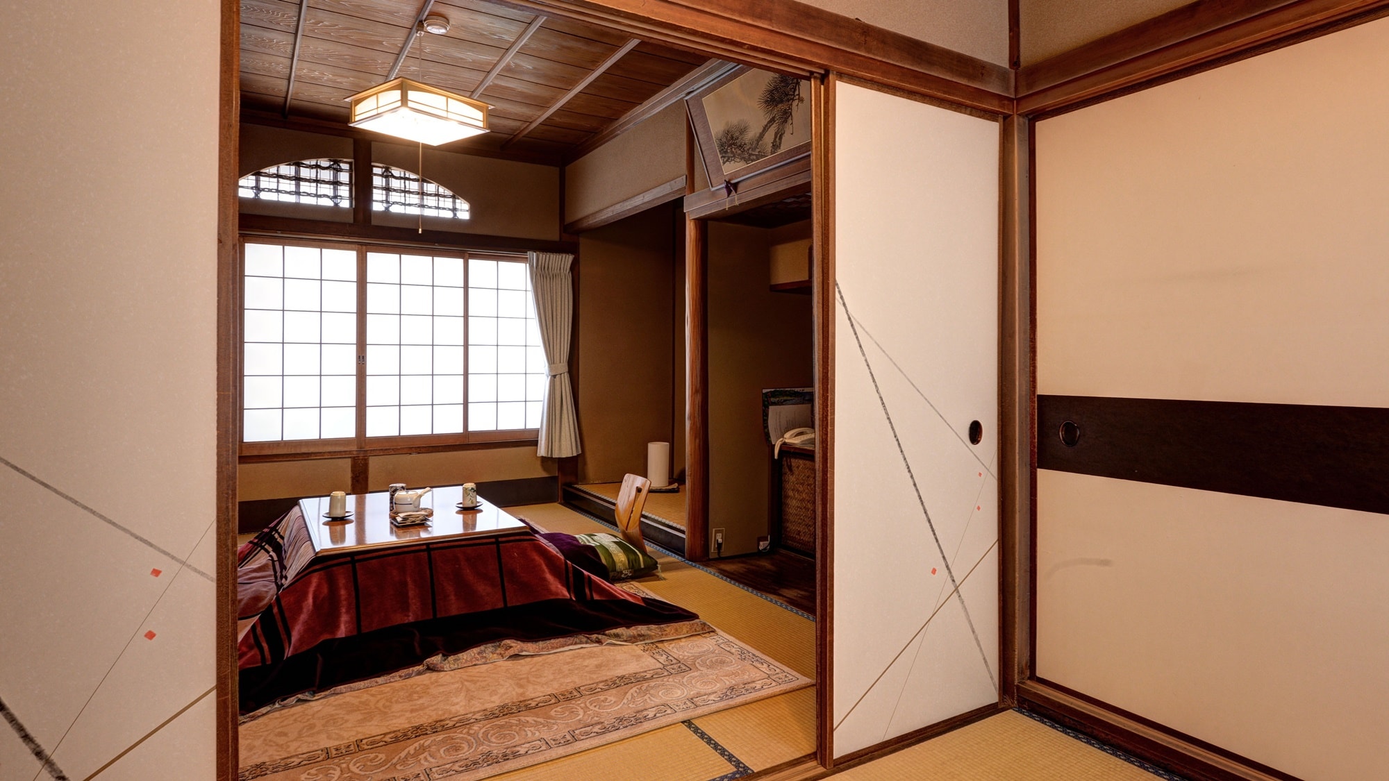 * [Japanese-style room with 6 tatami mats] Enjoy the taste of wooden construction.