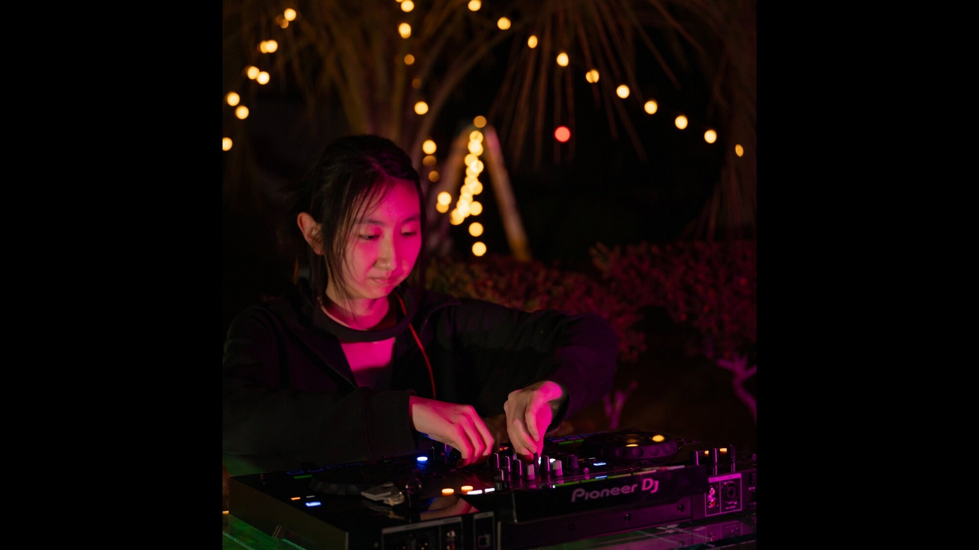DJ