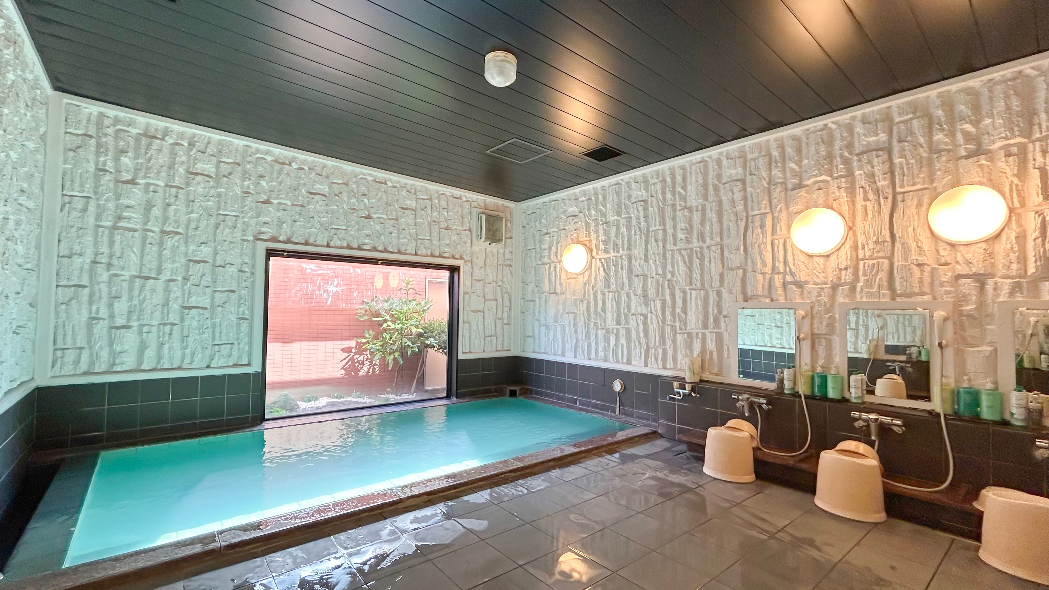 [Men's large bath] Large bath