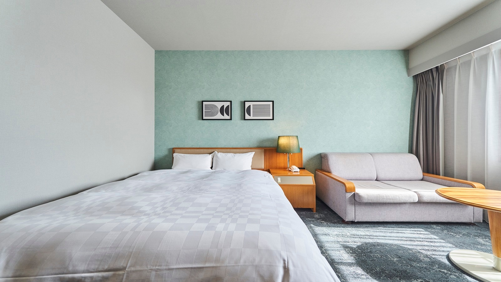 Double Room ③