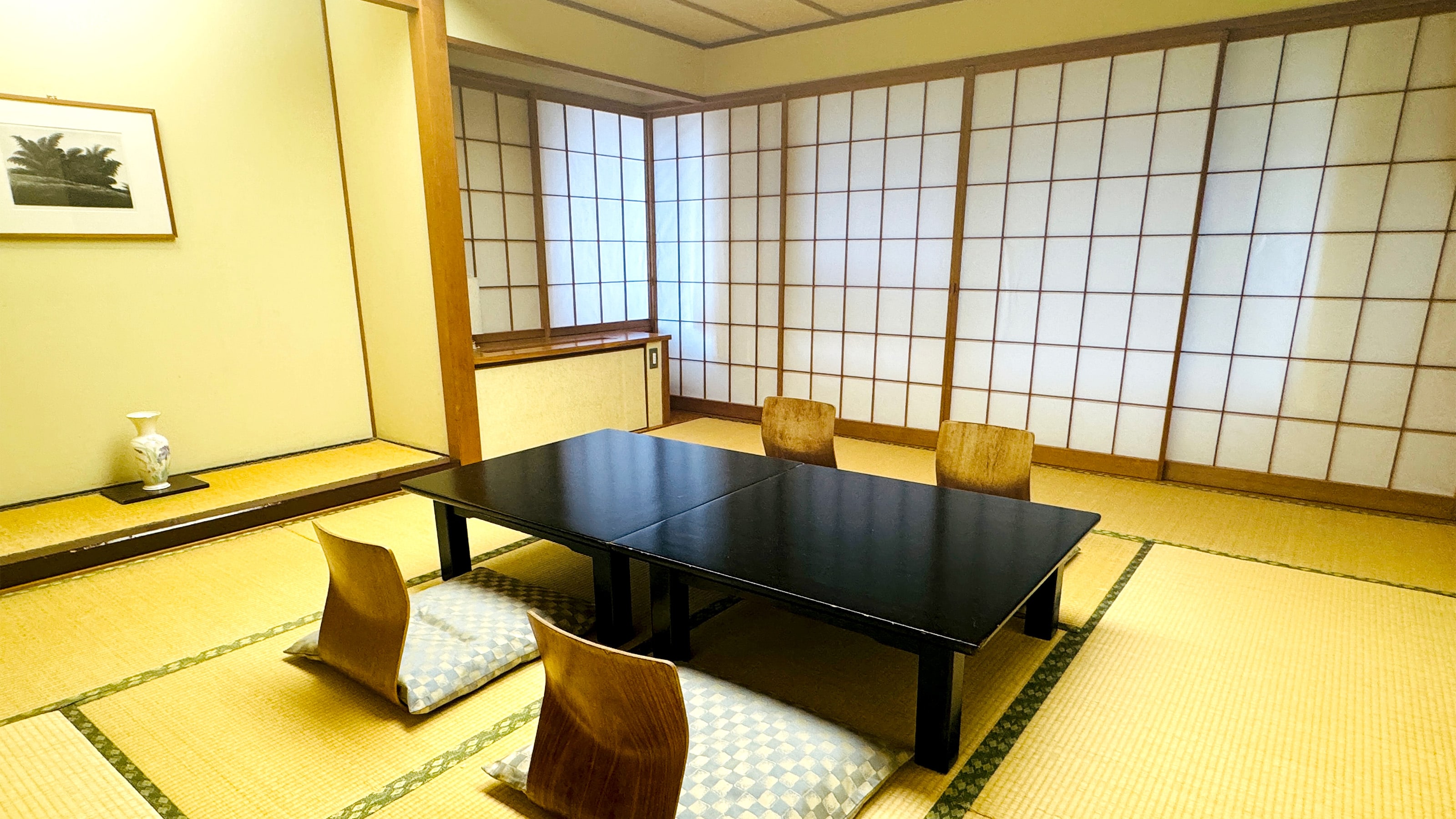 Example of a Japanese-style room at Shusuikan