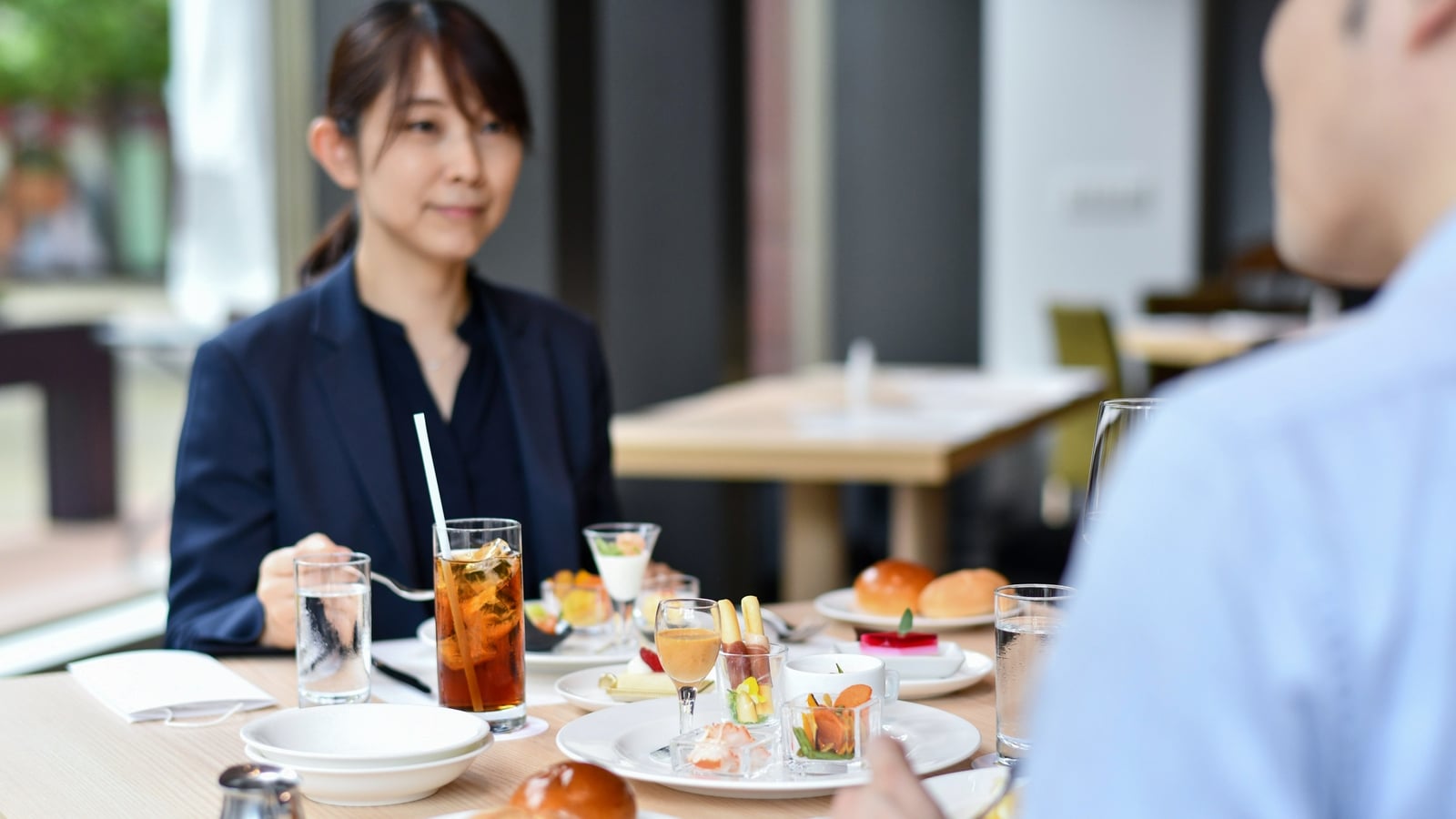 使用餐廳和咖啡廳“Beltempo”的形象