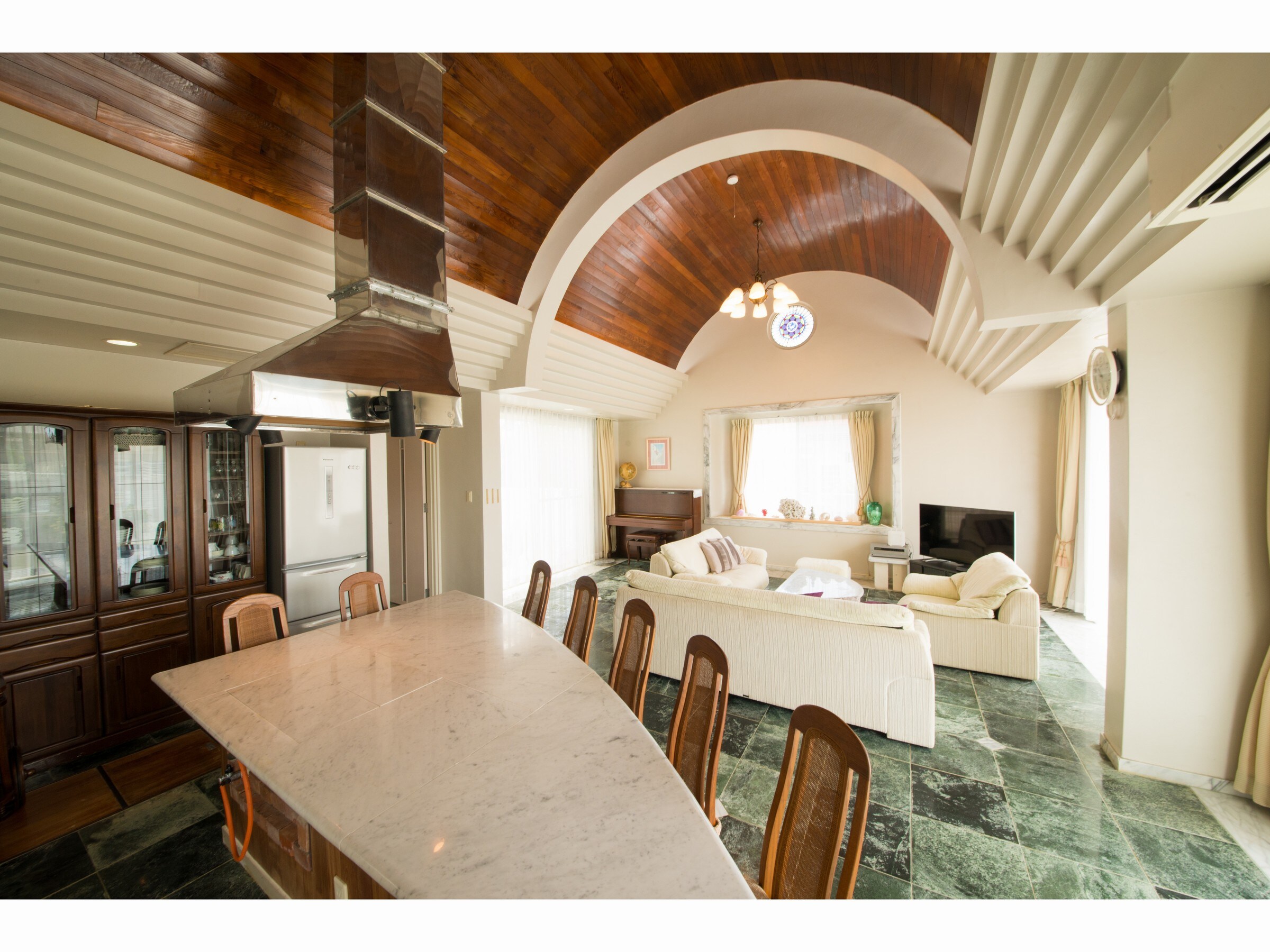 Main house living dining