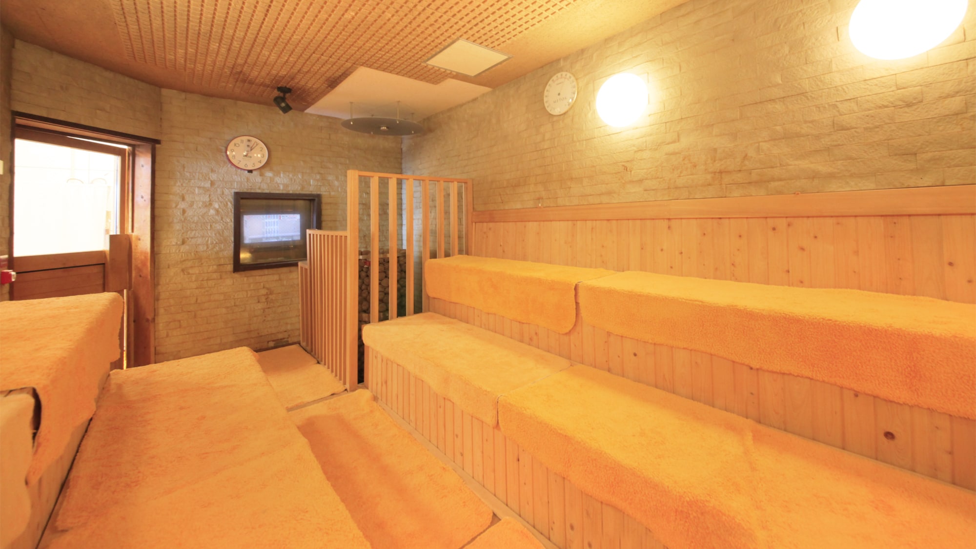 ☆ Large communal bath / sauna