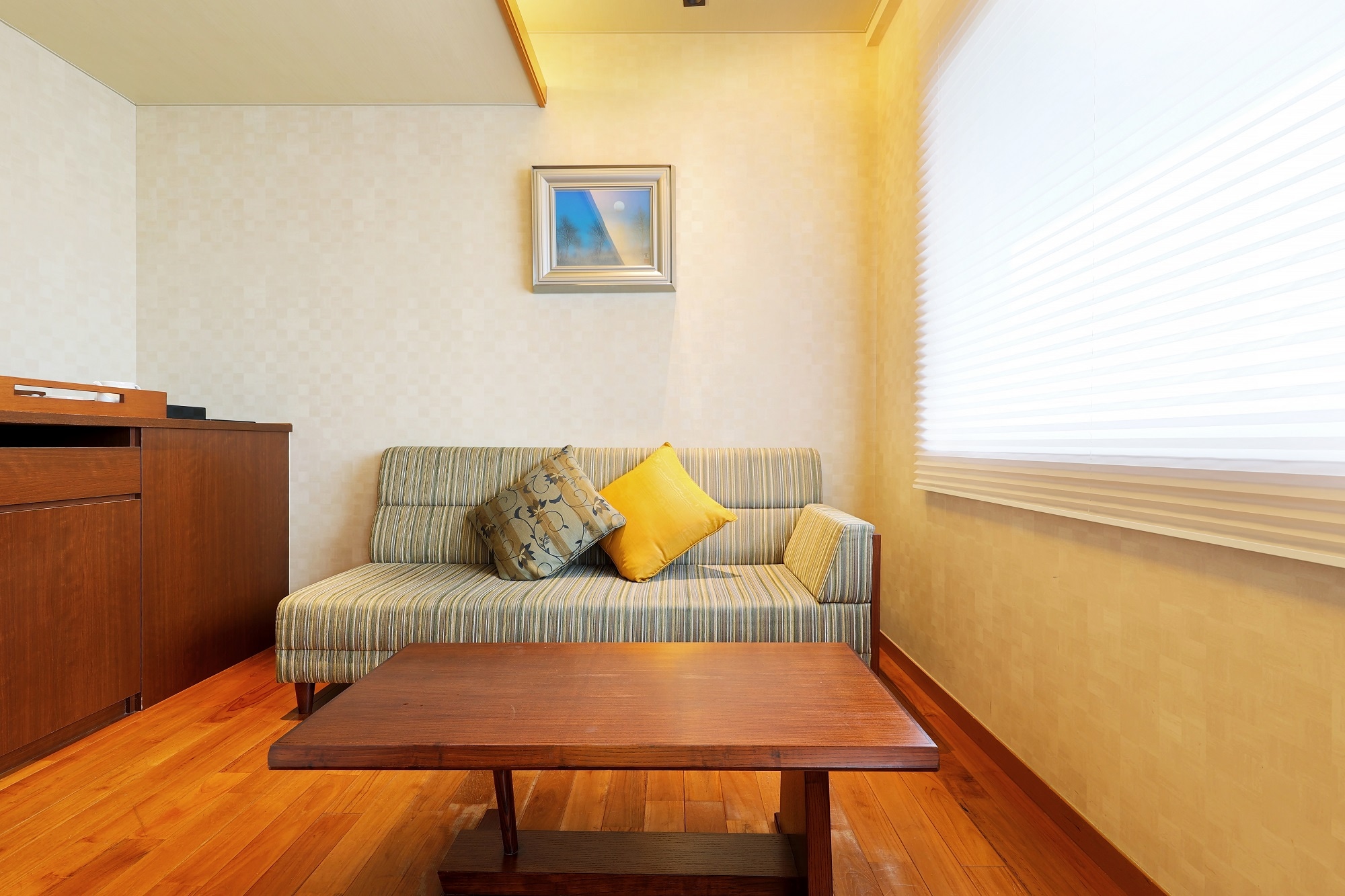 3rd floor Western-style twin room with indoor hot spring bath "Kitabori"