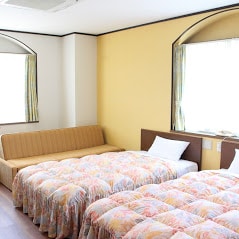 27 square meter room